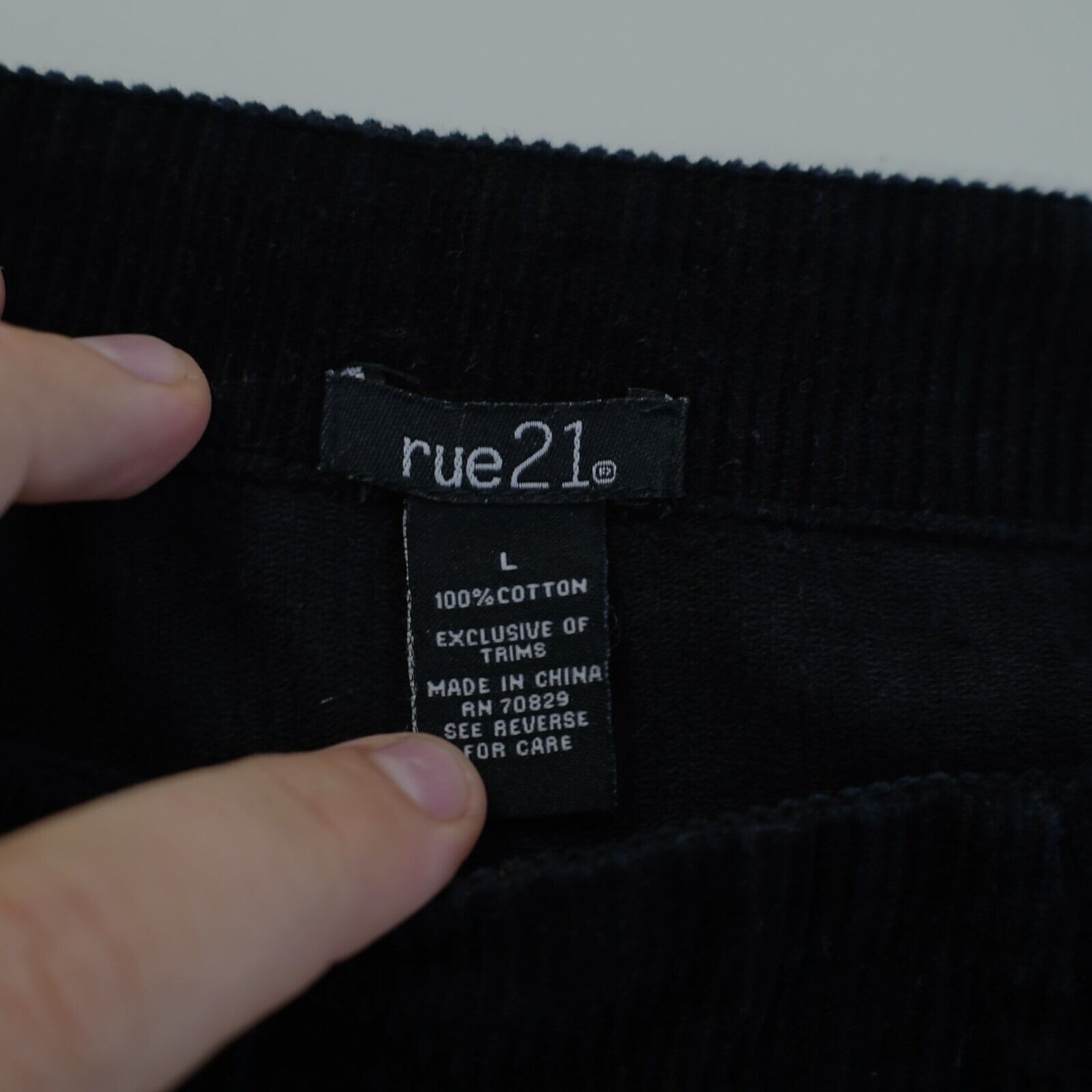 rue21 Rue21 Black Corduroy Button Front Mini Skirt Large 32/15 Size 32" / US 10 / IT 46 - 4 Thumbnail