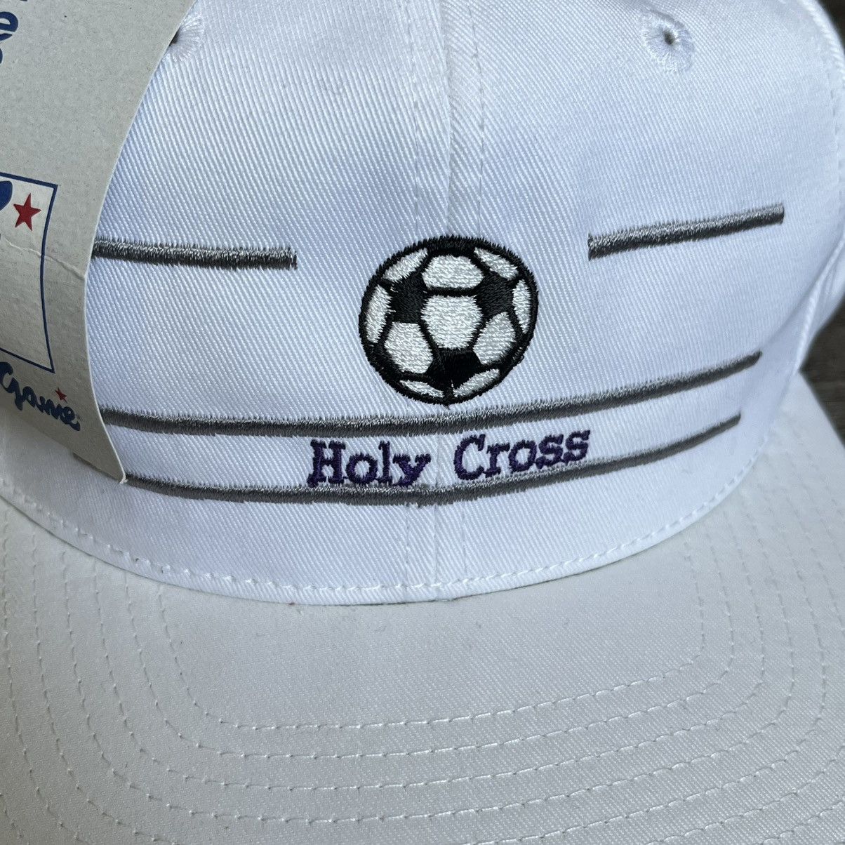 Vintage New Vintage 90s Holy Cross College Soccer Logo Hat SnapBack Size ONE SIZE - 4 Thumbnail
