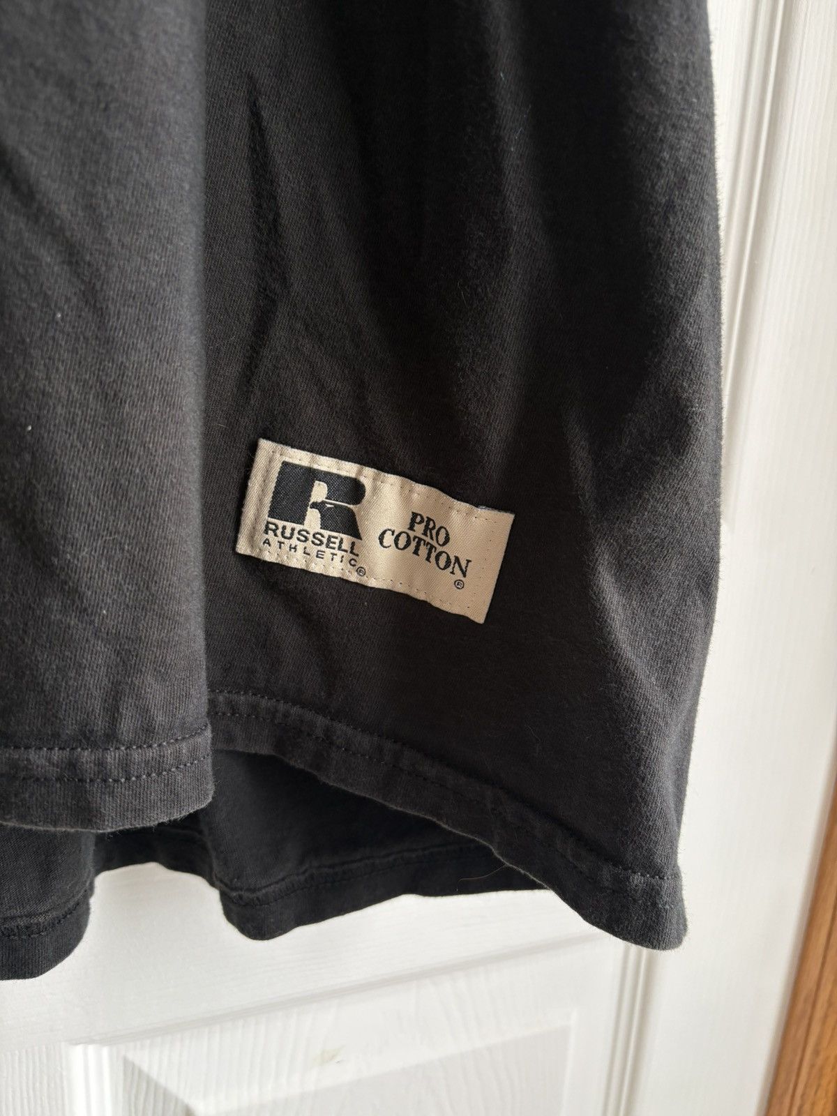 Russell Athletic × Vintage Russel Athletic Vintage Faded Streetwear Black XXL T-shirt Size US XXL / EU 58 / 5 - 3 Thumbnail