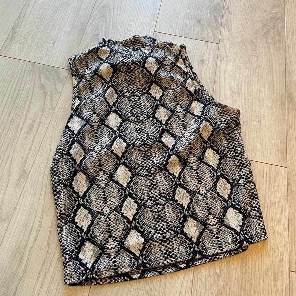 Designer Caution to the Wild Black and White Snakeprint Size S / US 4 / IT 40 - 4 Thumbnail
