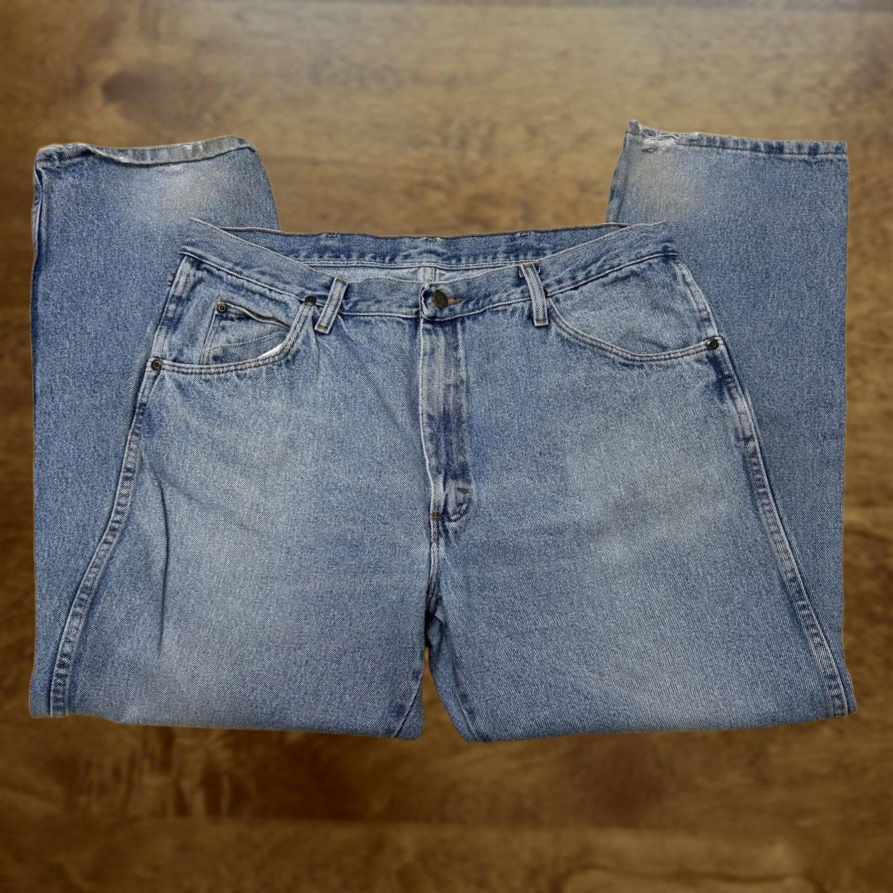 Wrangler Wrangler Pants Mens 37 Blue Jeans 37x29 Light Wash Denim Regular Classic Casual Size US 37 - 1 Thumbnail