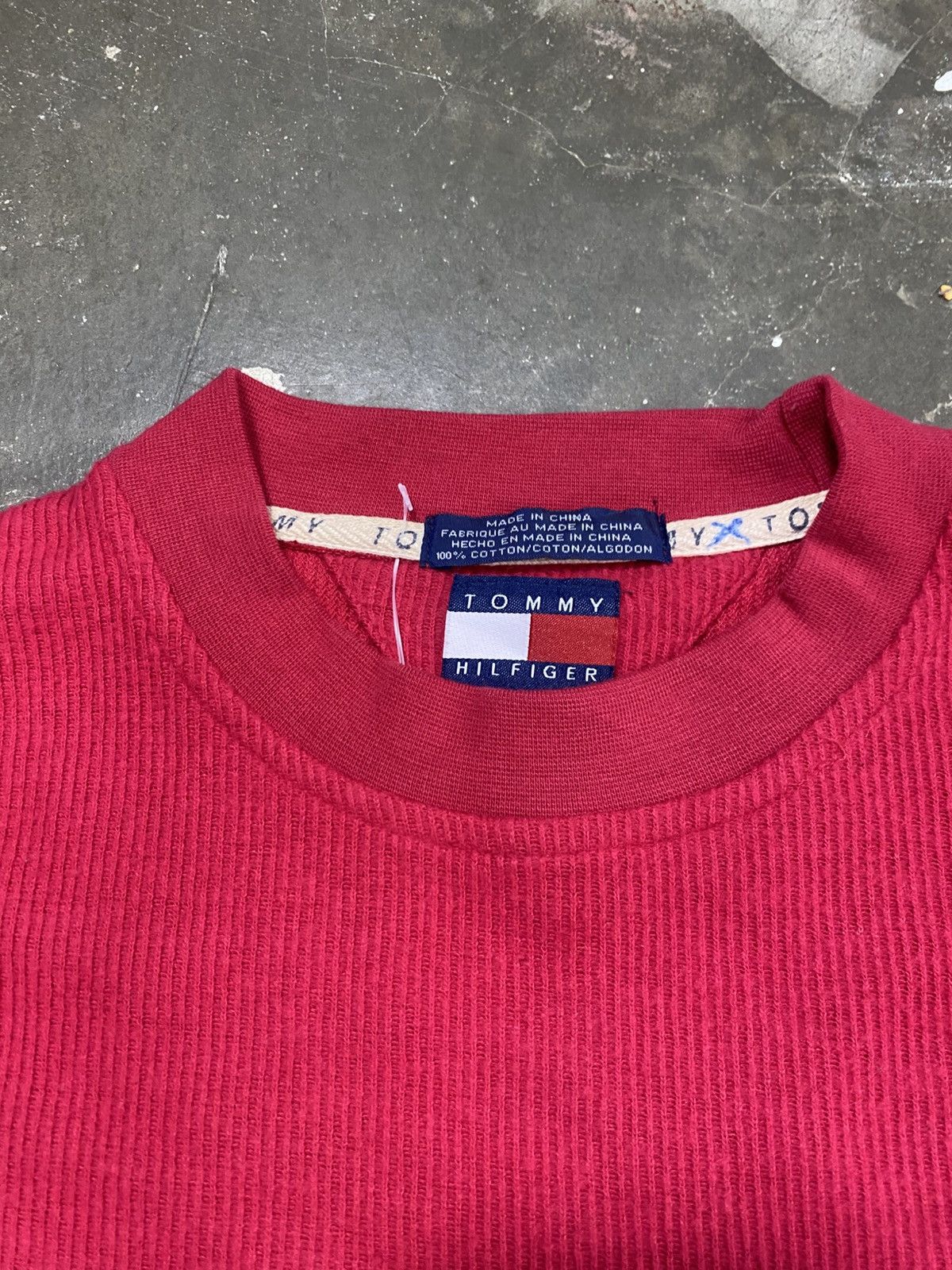 Tommy Hilfiger Vintage 90s Tommy Hilfiger Big Logo Sweatshirt Size US M / EU 48-50 / 2 - 7 Thumbnail