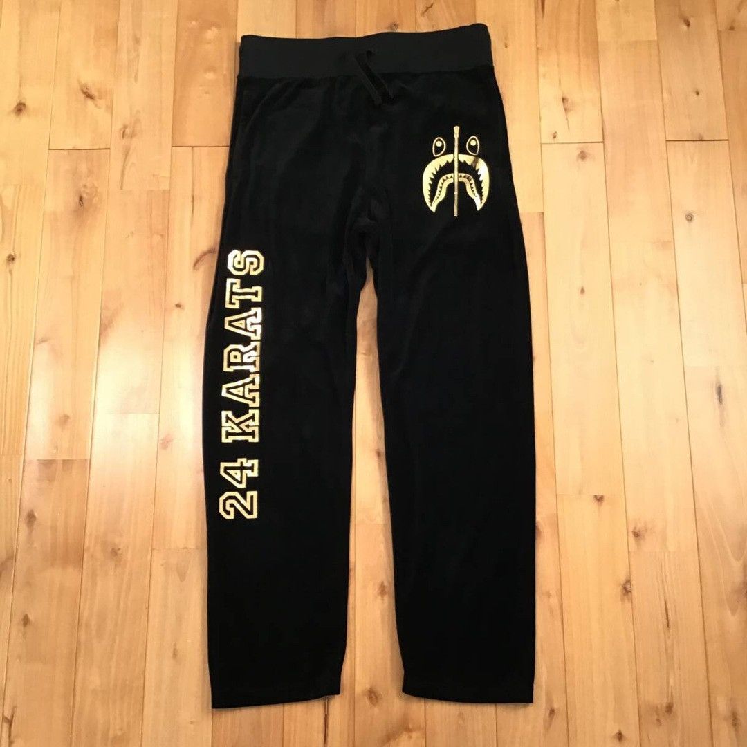Bape BAPE × 24karats Velour Shark Hoodie Velour Shark Pants Set Size US S / EU 44-46 / 1 - 5 Thumbnail