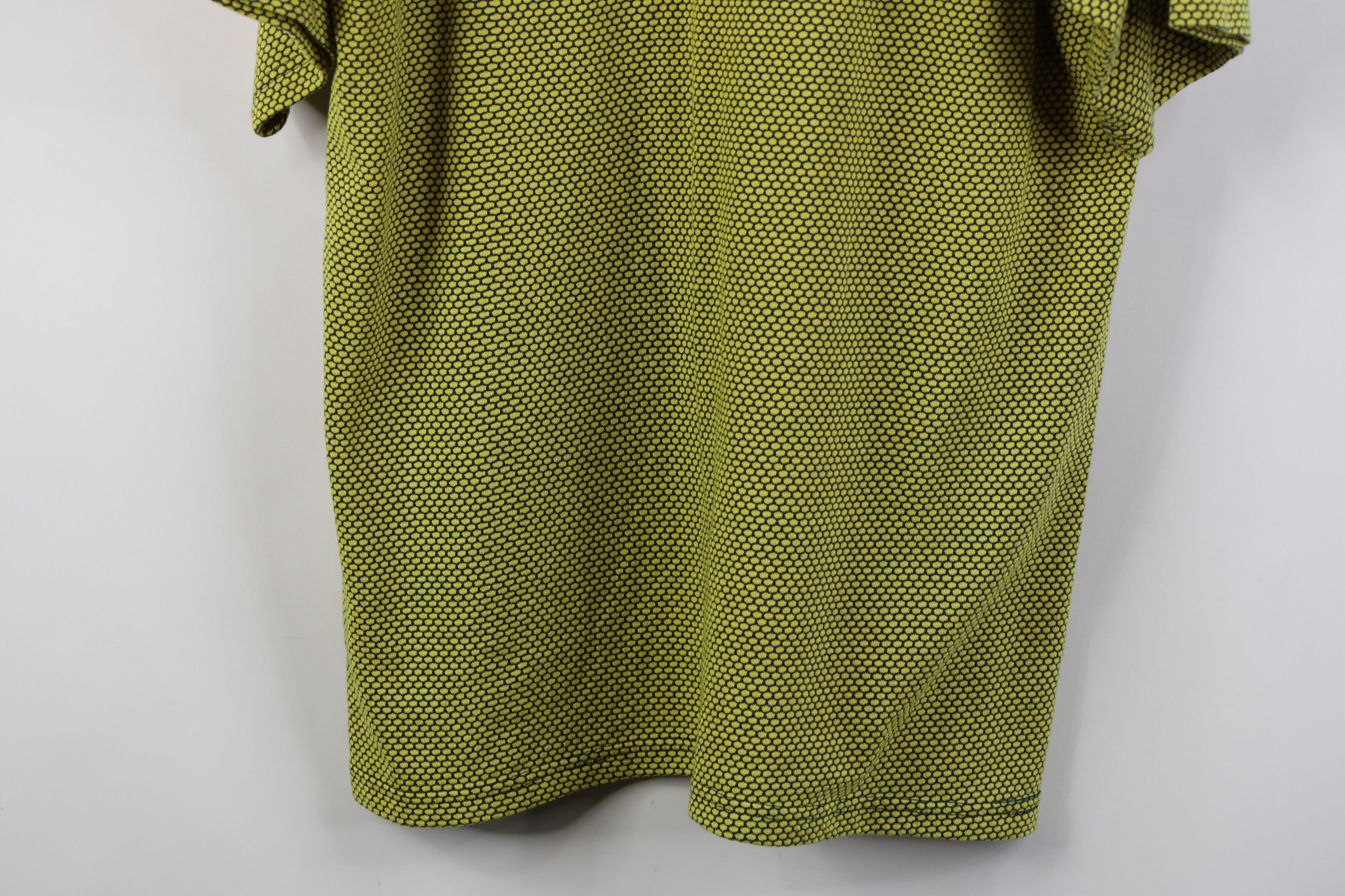 Vintage Vintage 90s University of Michigan Thermal Knit T-Shirt Size US L / EU 52-54 / 3 - 11 Thumbnail