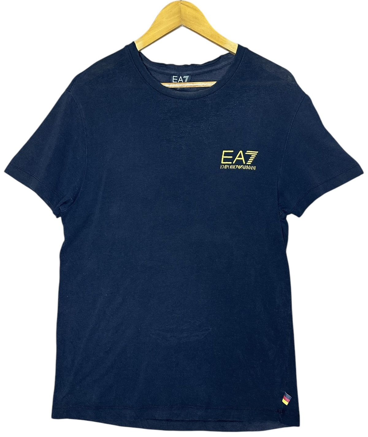 Emporio Armani × Vintage Emporio Armani EA7 TSHIRT Marine Size US L / EU 52-54 / 3 - 1 Thumbnail