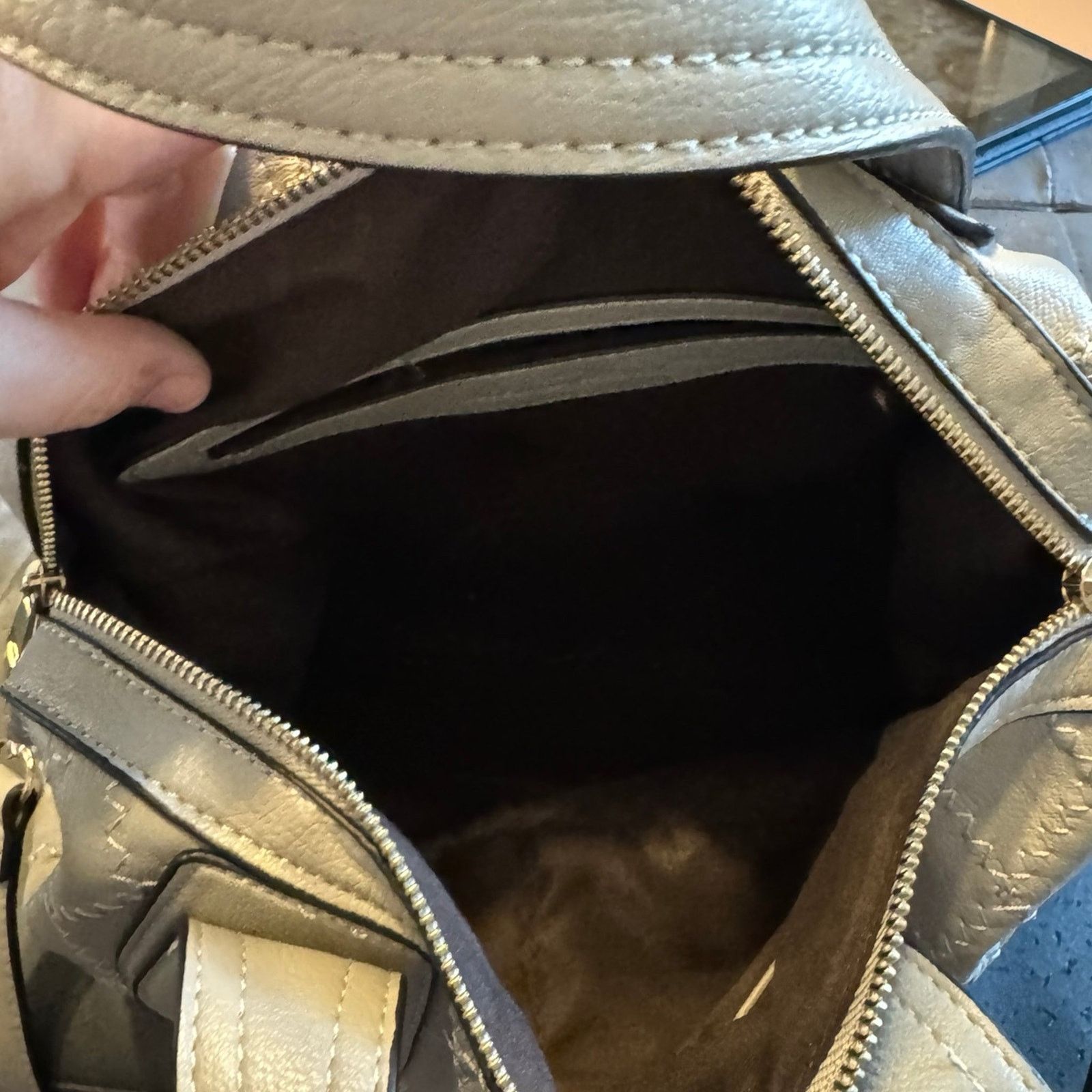 NBDN Nobrandedon Mellow World satchel handbag Size ONE SIZE - 7 Thumbnail