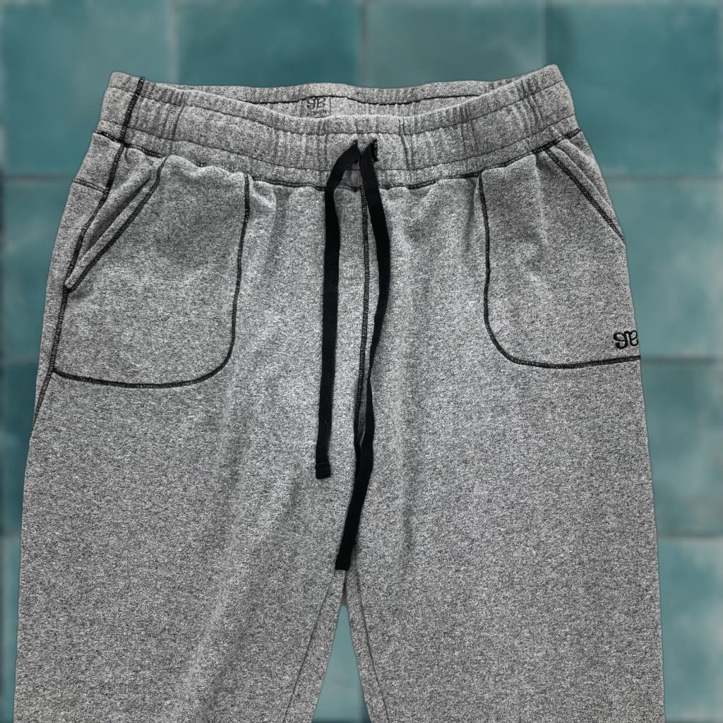 Vintage Albion Fit At Ease Joggers Women's Medium Grey Sweatpants Slim Size 32" / US 10 / IT 46 - 1 Thumbnail