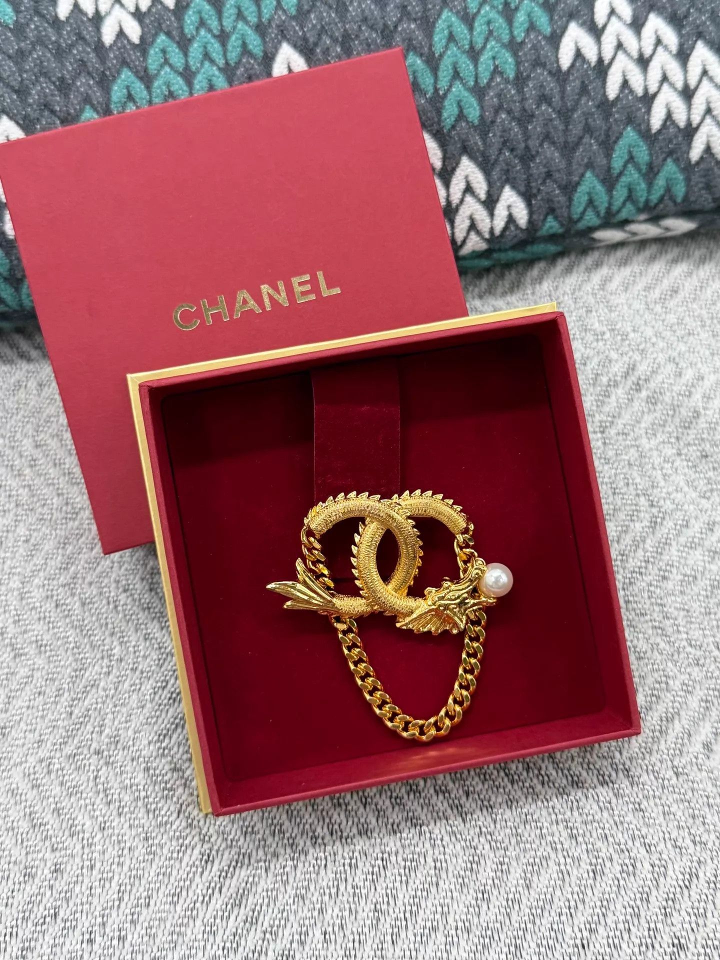 Chanel Chanel Vic Gold Dragon Pearl Brooch New With Box Size ONE SIZE - 1 Thumbnail