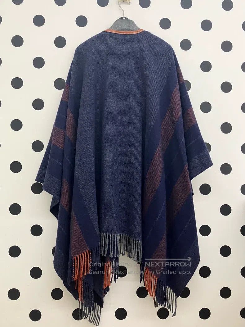 Hermes Hermes size 135×165 cm Dark Blue Wool Cloak Shawl Size M / US 6-8 / IT 42-44 - 3 Thumbnail