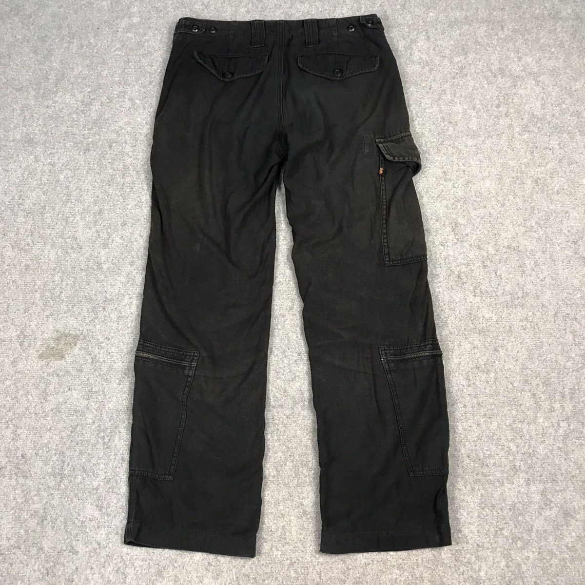 Alpha Industries × Japanese Brand Alpha Industries Sun Faded black Rusty cargo pants Size US 29 - 8 Thumbnail