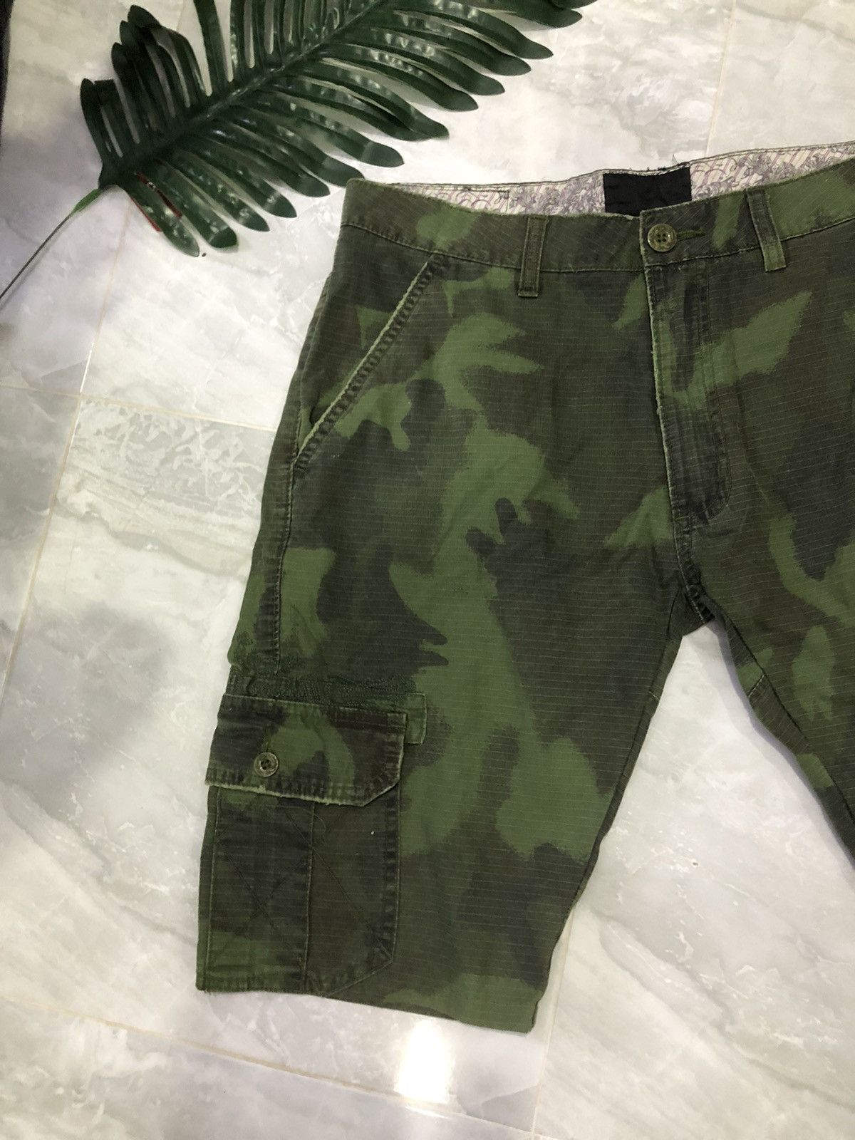 Hurley Hurley Camo Military Style Short Pants Size US 32 / EU 48 - 3 Thumbnail