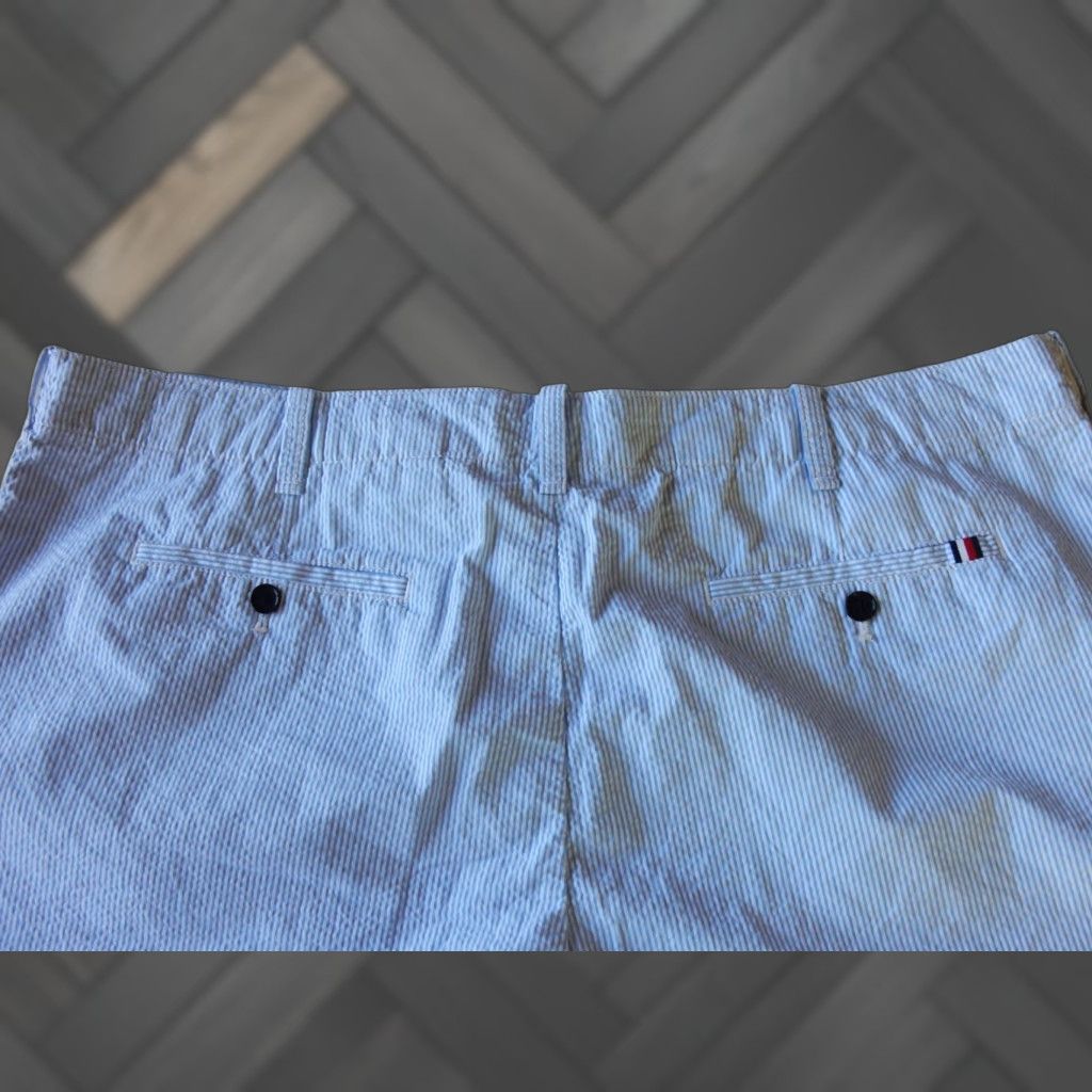 Tommy Hilfiger Vintage Tommy Hilfiger Cargo Shorts Men Size 40 Blue Cotton 90s Size US 40 / EU 56 - 1 Thumbnail