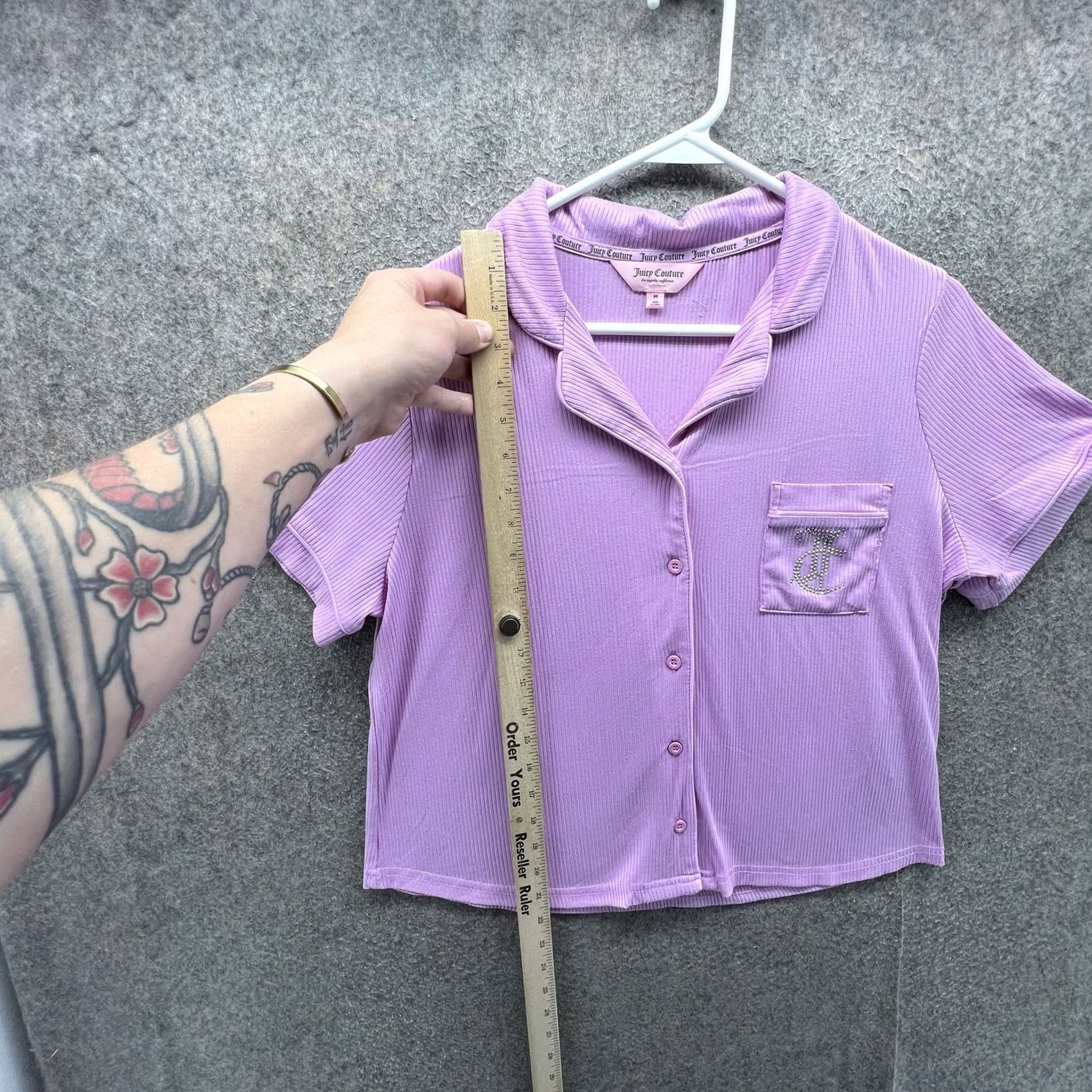 Juicy Couture Juicy Couture Pajama Top Womens Medium Purple Button Front Rhinestone Sleep Lounge Short Sleeve Collared Retro Jersey Knit Size M / US 6-8 / IT 42-44 - 2 Thumbnail