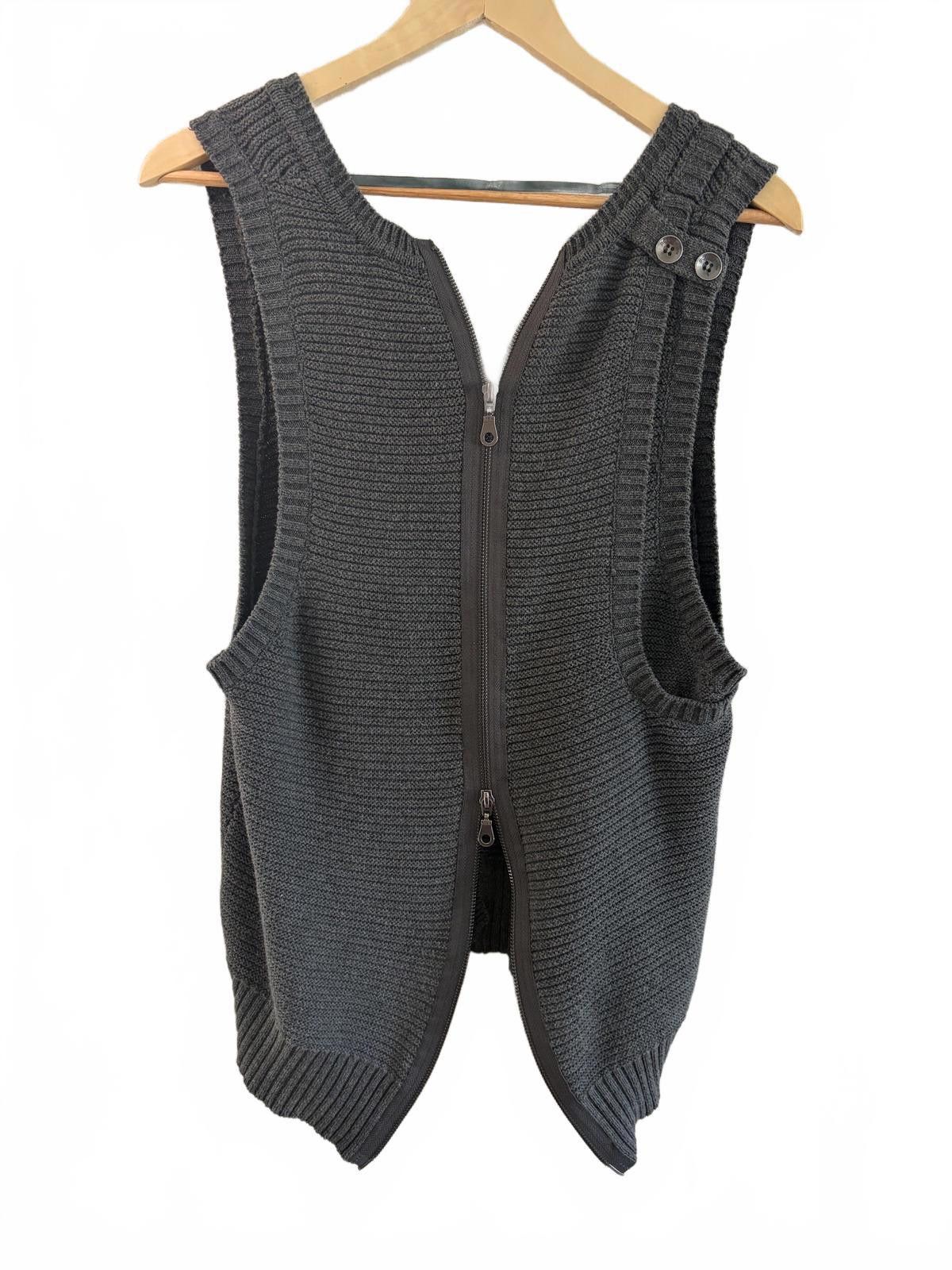 Bcbgmaxazria BCBGMaxAzria Gray Knit Button and Double Zip Vest Size S Size S / US 4 / IT 40 - 2 Thumbnail