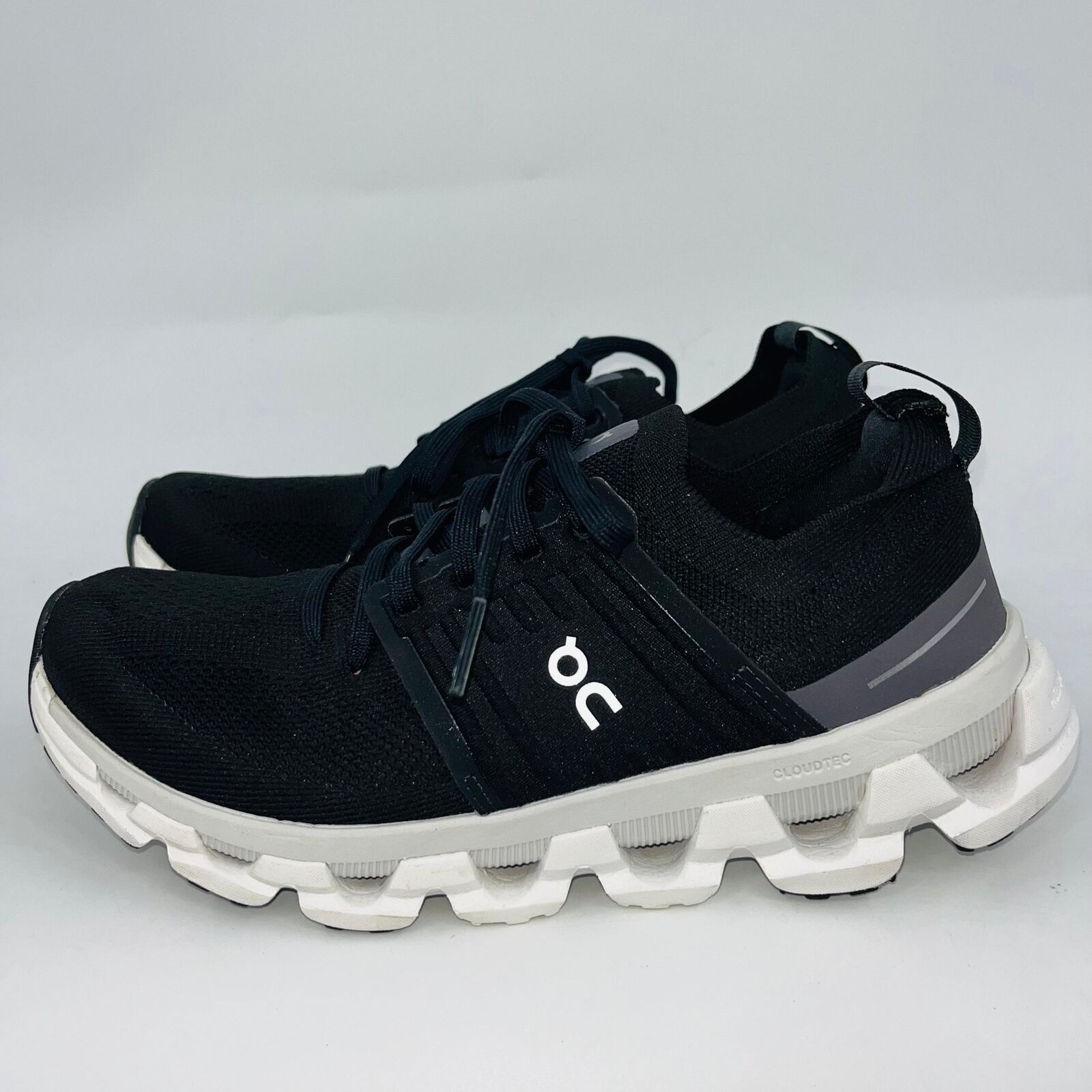 Cloud Kicker ON-RUNNING WOMENS CLOUDSWIFT 3 BLACK SNEAKERS SIZE 10B Size US 10 / IT 40 - 4 Thumbnail