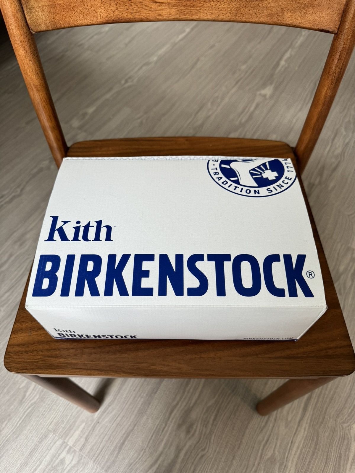 Birkenstock × Kith Kith x Birkenstock Arizona Shearling Mink Dark Brown (US 13) Size US 13 / EU 46 - 15 Thumbnail