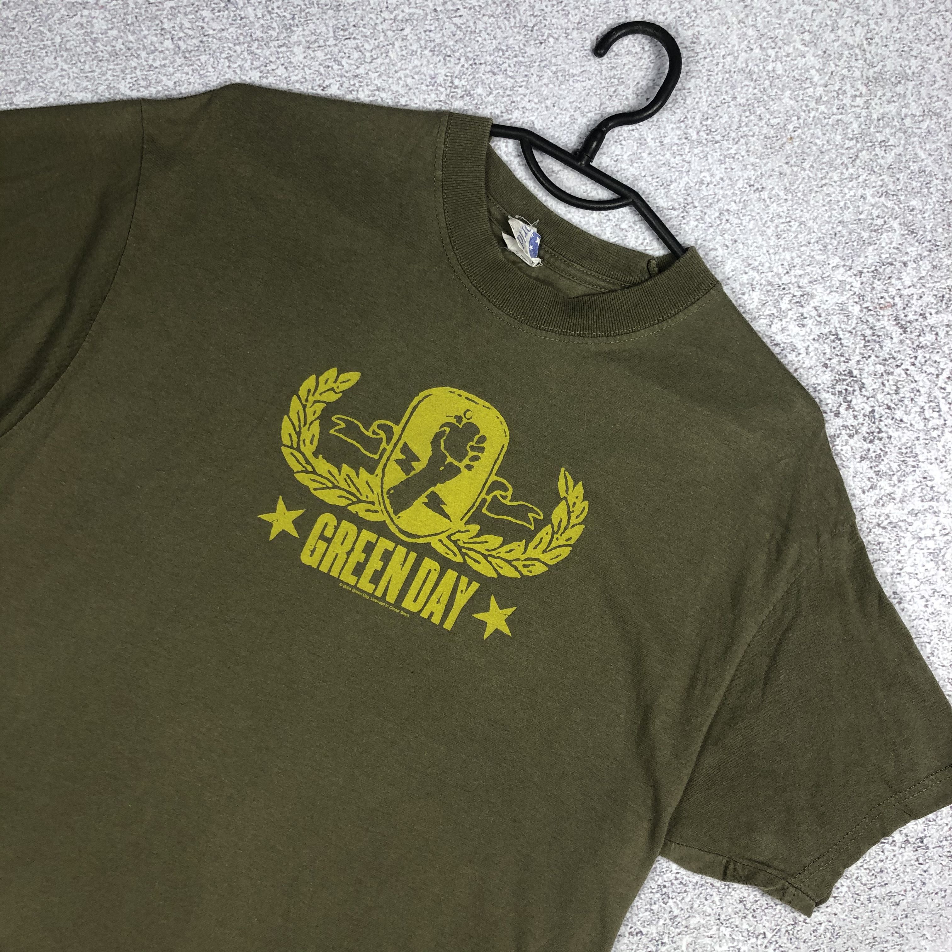 Band Tees Vintage Green Day 2004 American Idiot Band Tee Rock T-Shirt Size US L / EU 52-54 / 3 - 3 Thumbnail