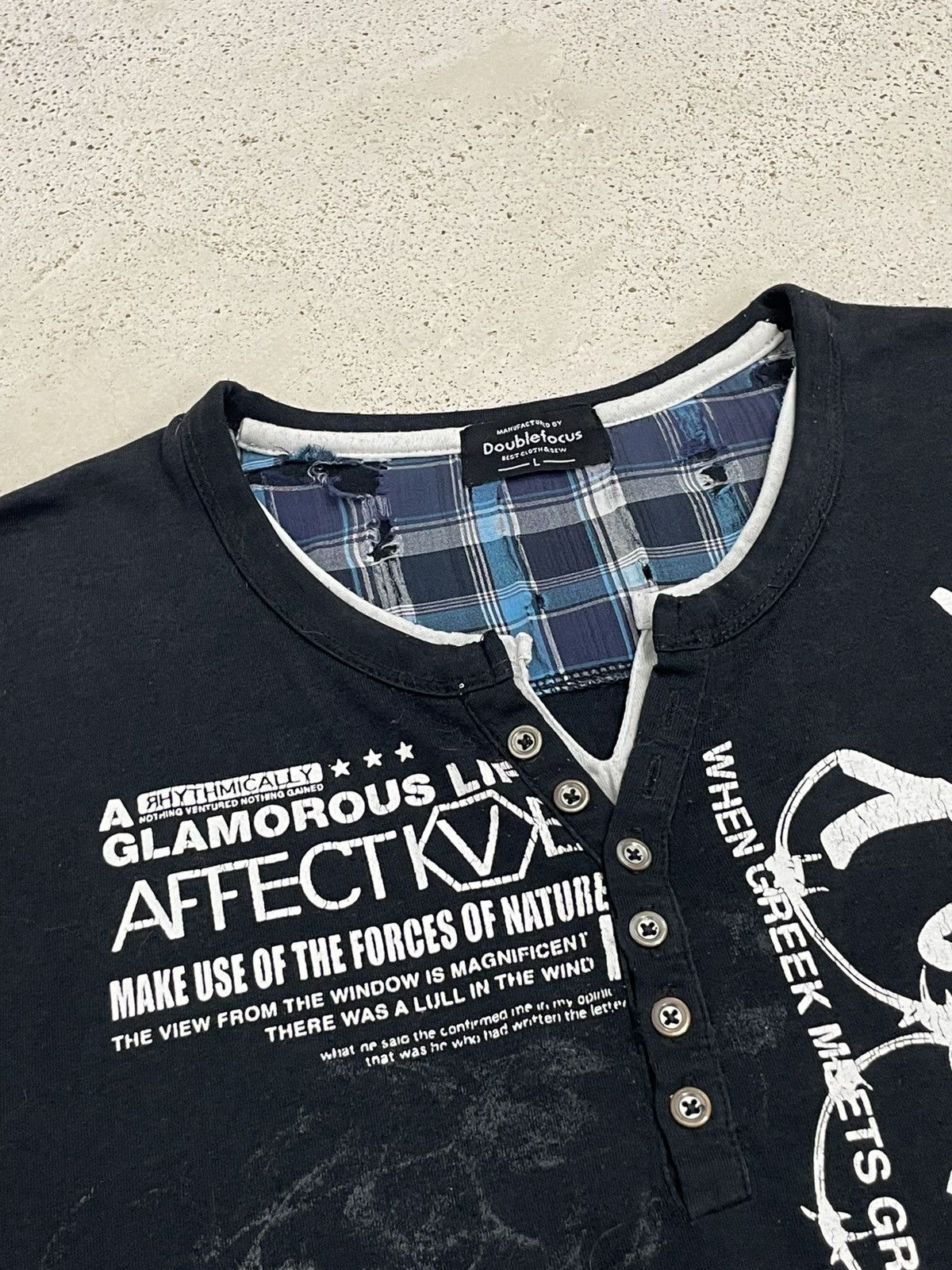 Japanese Brand Doublefocus Layered Y2K Graffiti Wording Tartan Button Neck Size US L / EU 52-54 / 3 - 7 Thumbnail