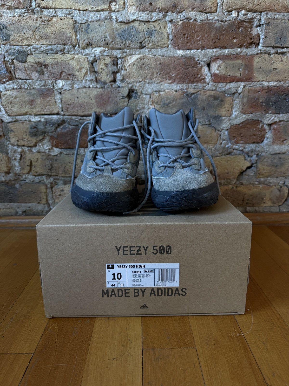 Yeezy Yeezy 500 High Mist Green Size US 10 / EU 43 - 2 Thumbnail