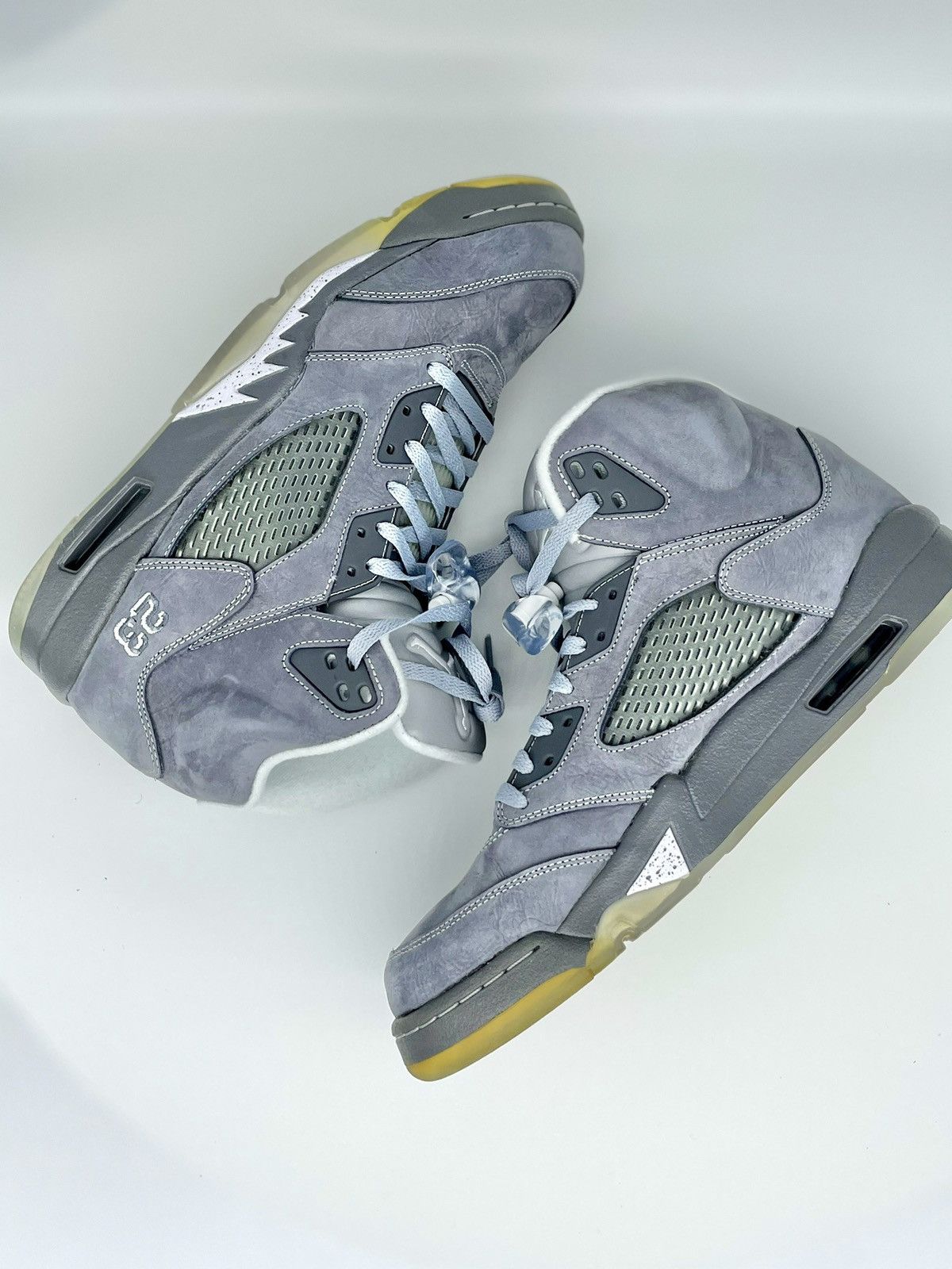 Jordan Brand Air Jordan Retro 5 Wolf Grey 2011 Size US 11 / EU 44 - 1 Thumbnail
