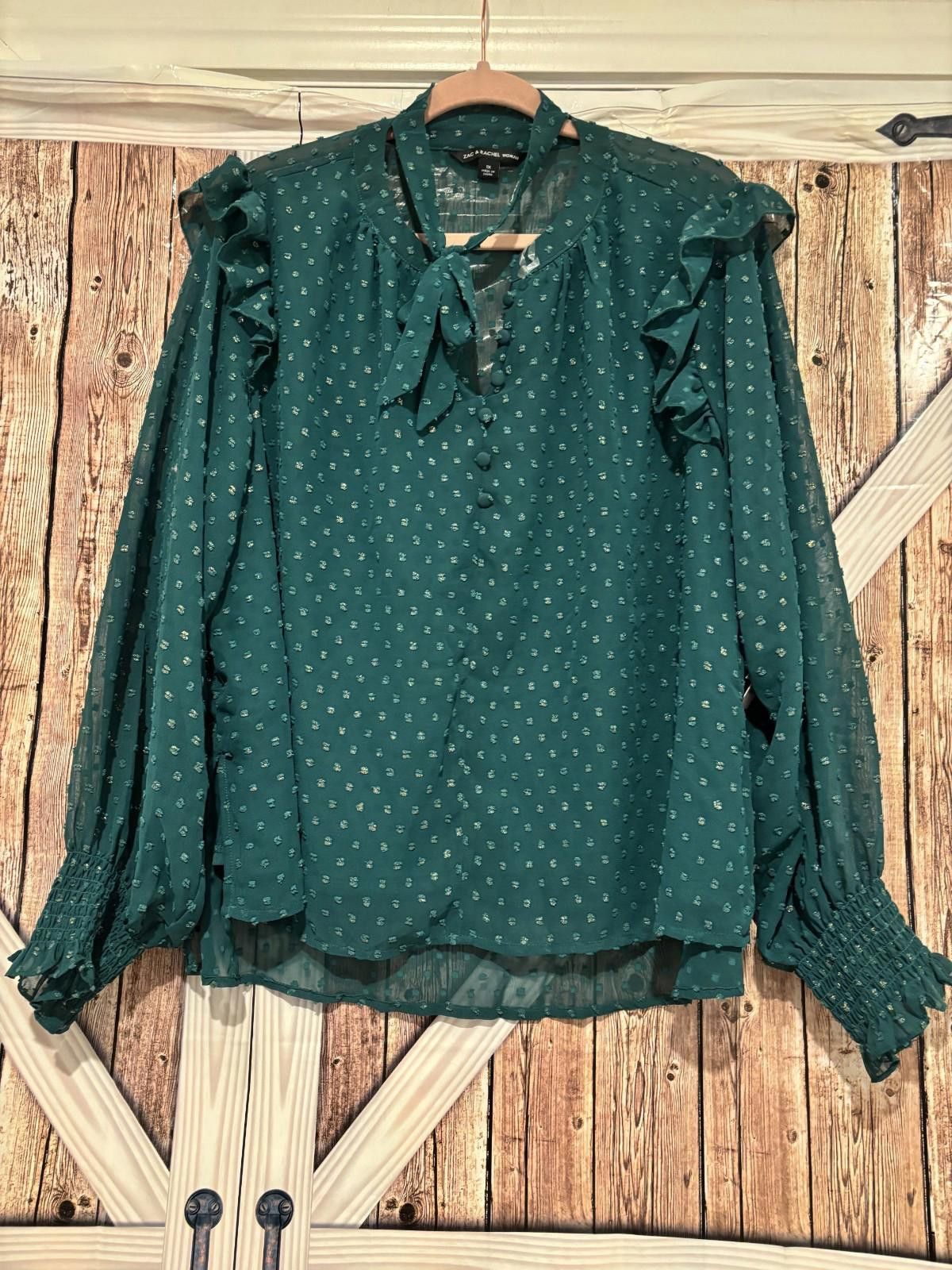 Designer Womens green sz 1X Zac and Rachael blouse NWTags #312 Size XL / US 12-14 / IT 48-50 - 1 Thumbnail