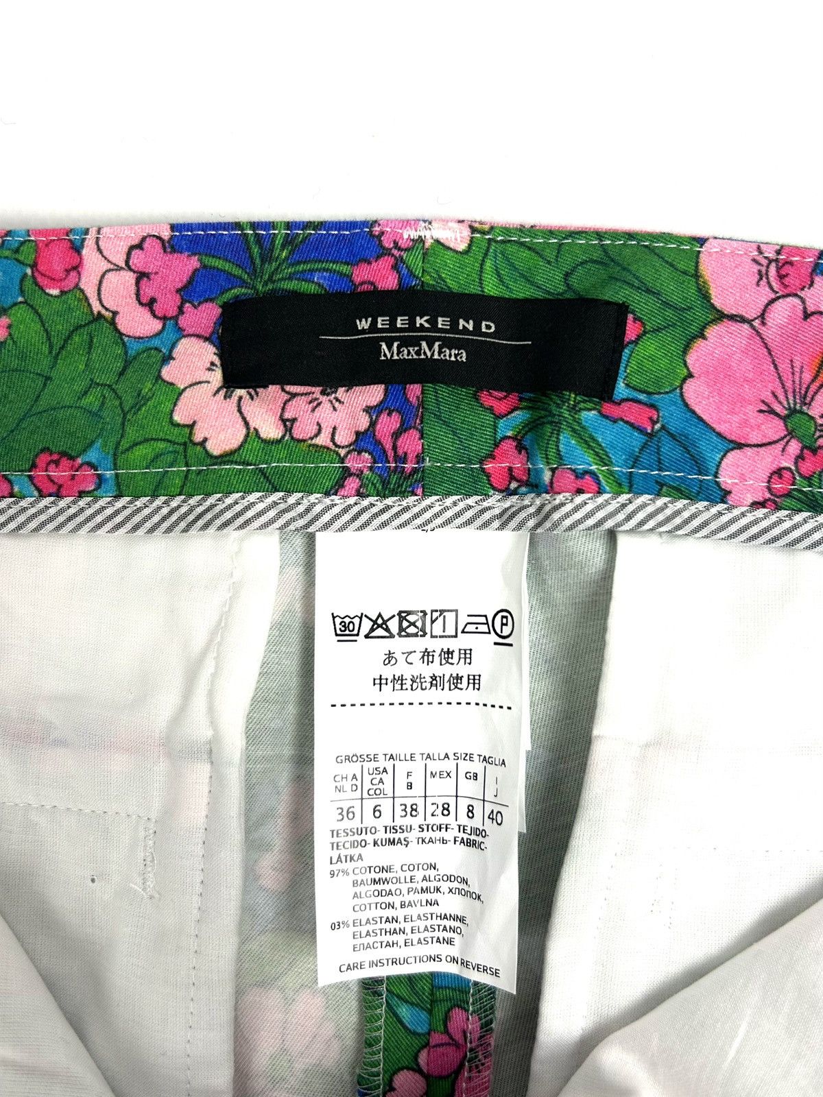 Weekend Max Mara rare Weekend Max Mara Floral Print Pants Cropped Trousers S Size 28" / US 6 / IT 42 - 12 Thumbnail
