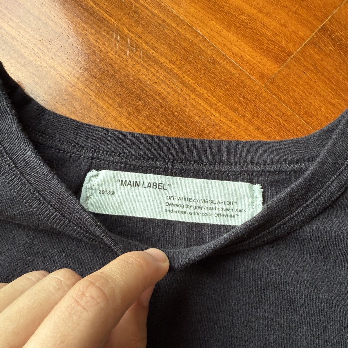 Off-White Off-White embroided grass logo baggy tee size XL Size US XL / EU 56 / 4 - 3 Thumbnail