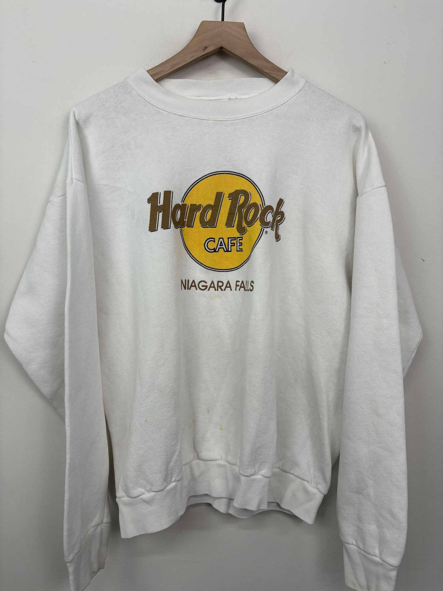 Hard Rock Cafe × Vintage Vintage 90's Hard Rock Cafe Niagara Falls Pullover Crewneck Size XL Size US XL / EU 56 / 4 - 1 Thumbnail