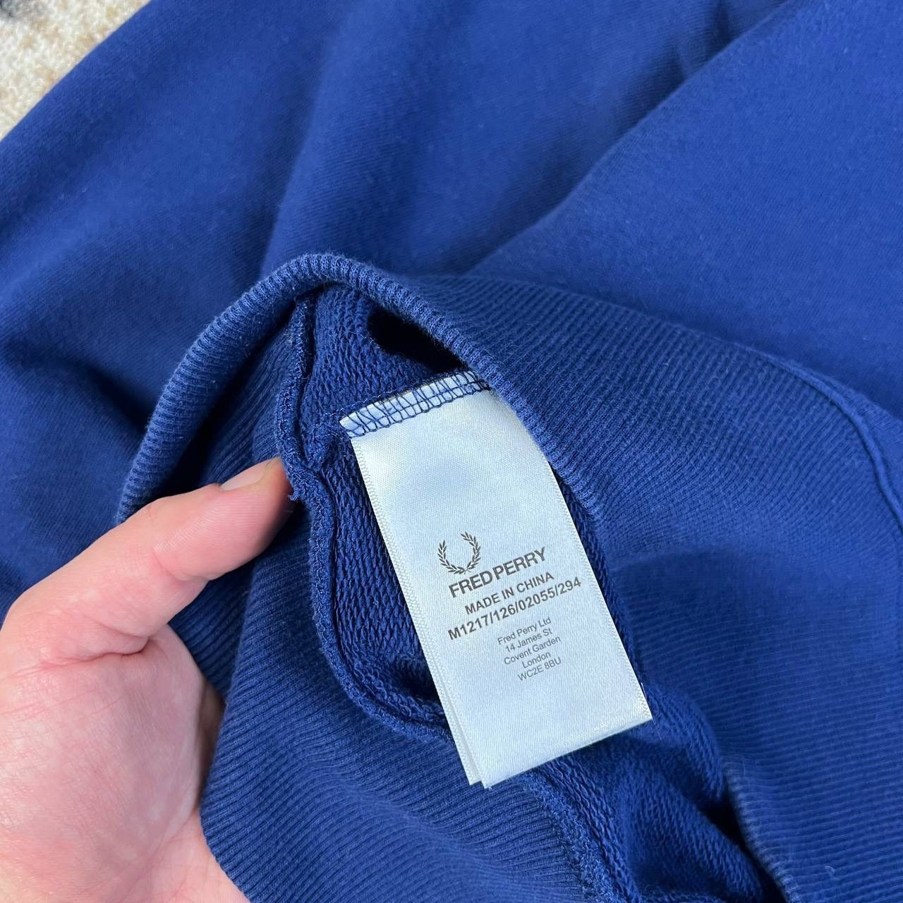 Fred Perry Fred Perry Luxury Mini Logo Sweatshirt Streetwear Style Size US L / EU 52-54 / 3 - 6 Thumbnail