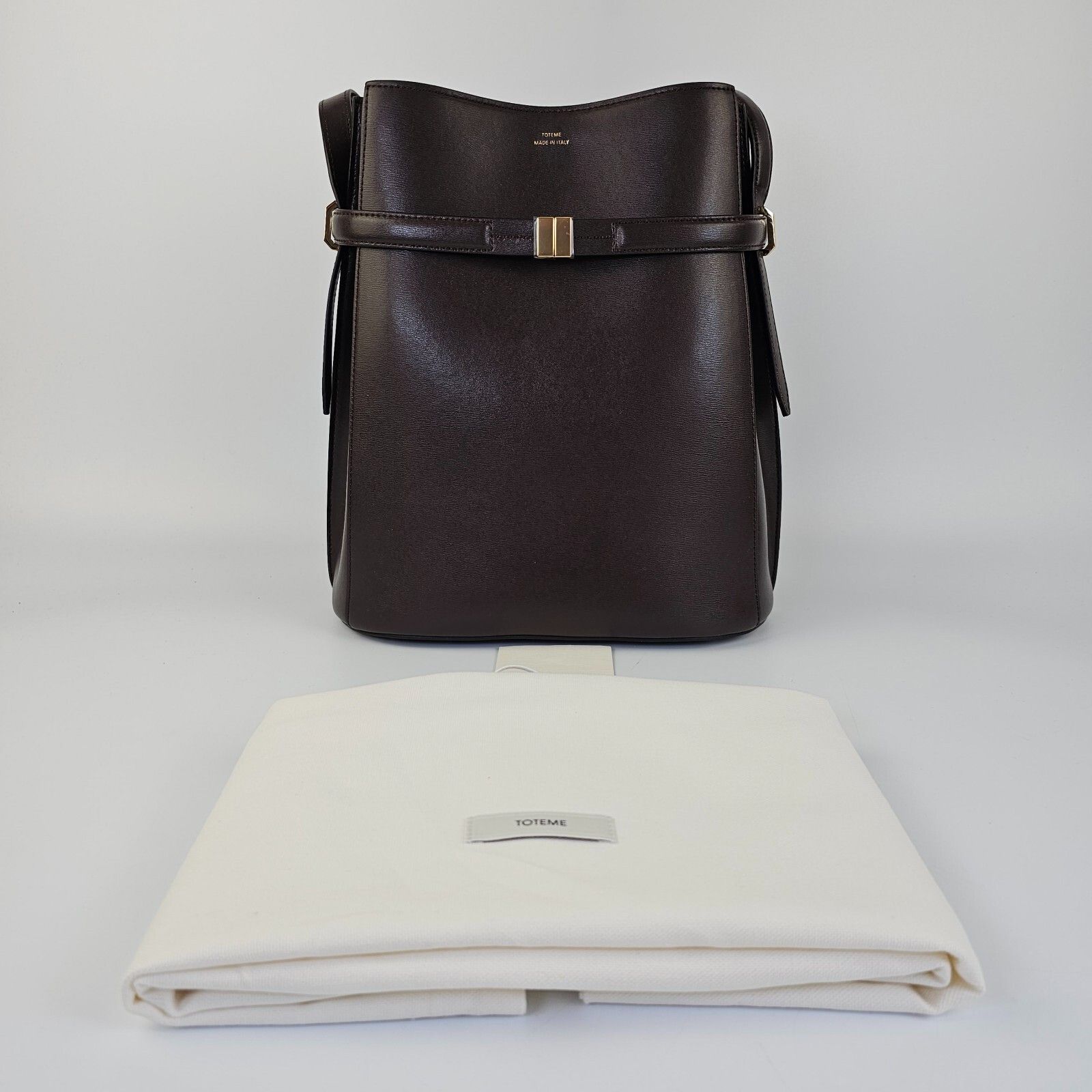 Toteme TOTEME Bark Brown Leather Belted Bucket Bag New Size ONE SIZE - 2 Thumbnail