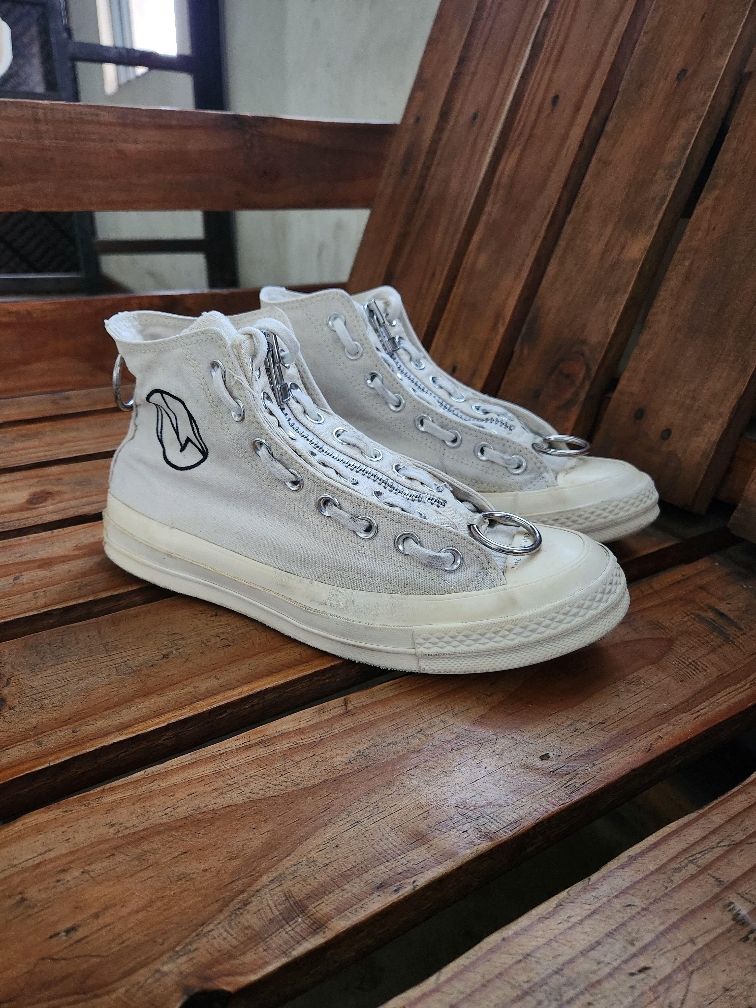 Converse × Undercover