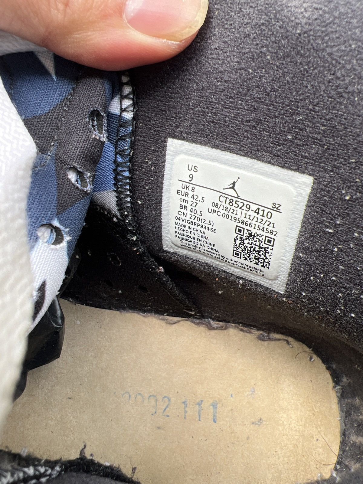 Jordan Brand Air Jordan 6 University Blue UNC white CT8529-410 Size US 9 / EU 42 - 8 Thumbnail