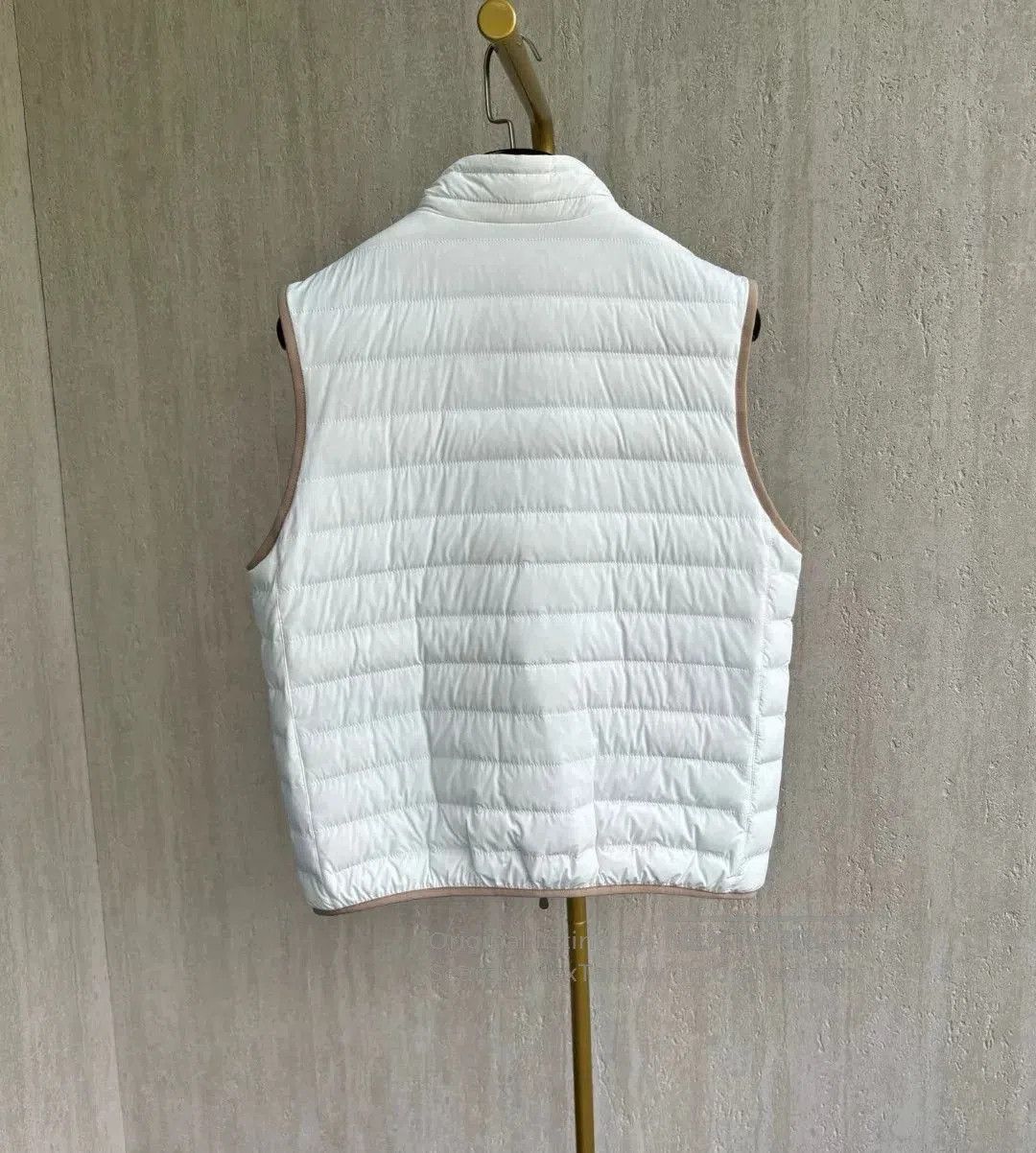 Brunello Cucinelli Brunello Cucinelli White Down Vest. Size US XS / EU 42 / 0 - 2 Thumbnail