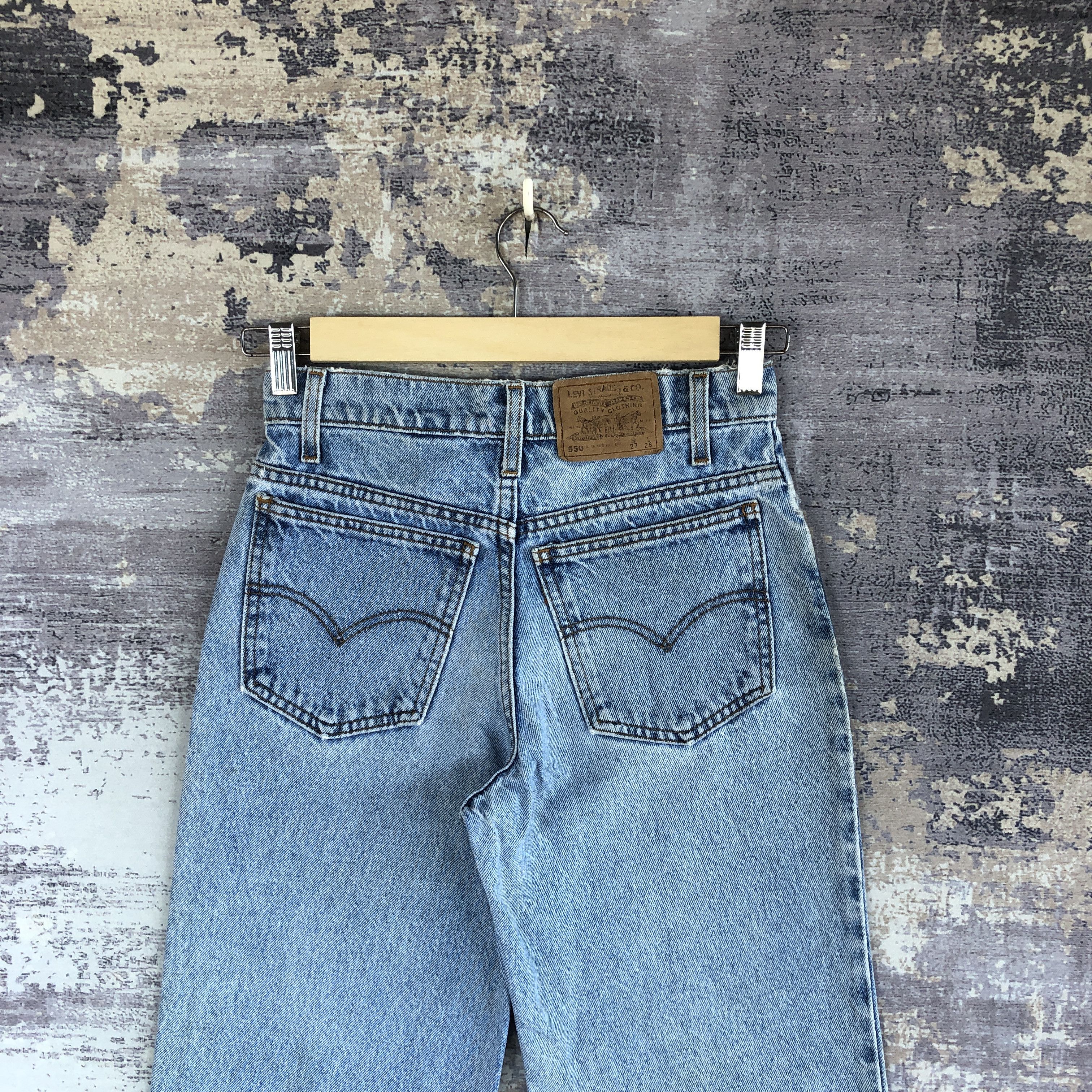 Levi's Vintage Levi's Sun Faded Jeans Levis 550 Light Wash Denim Size 24" / US 00 / IT 34 - 4 Thumbnail