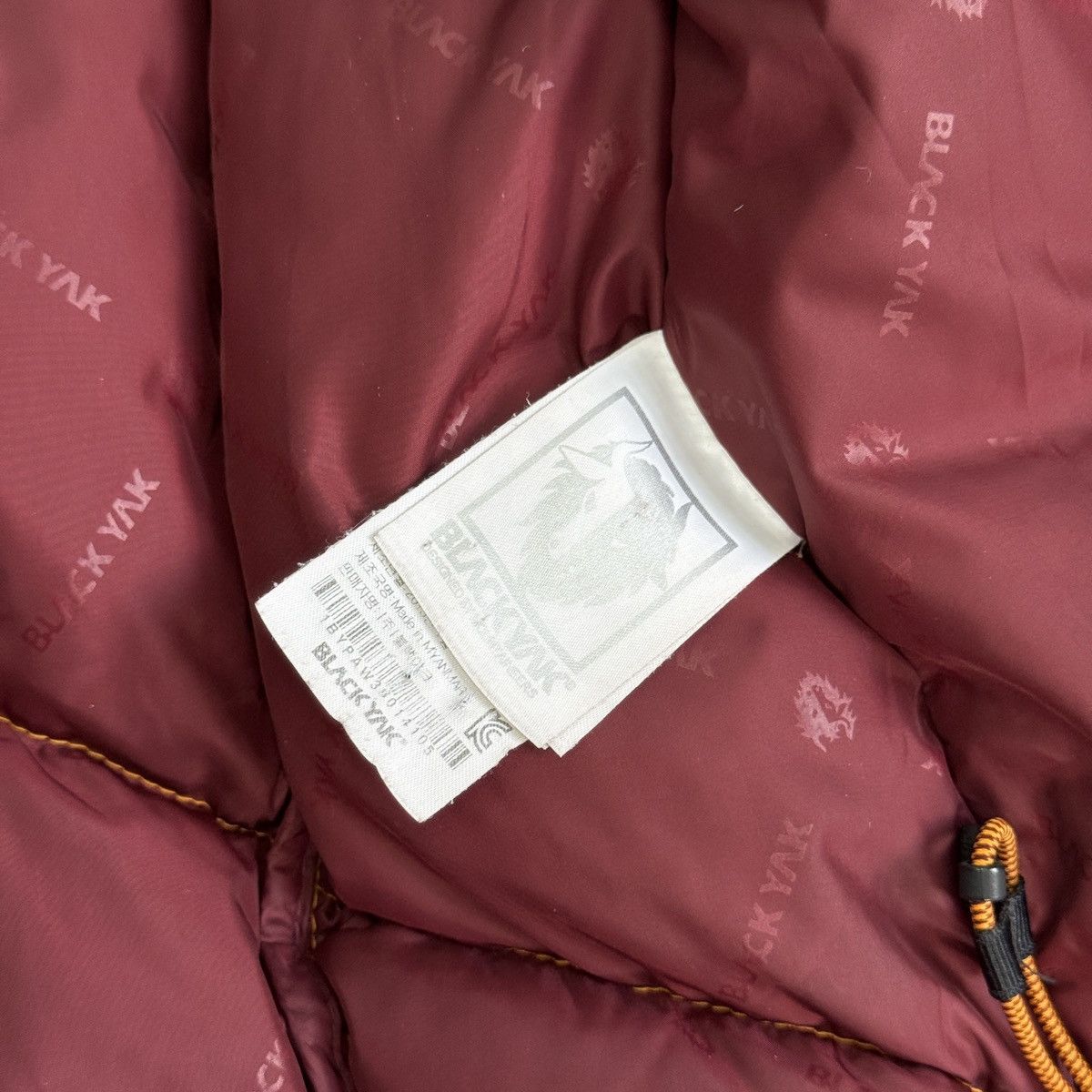 BLACKYAK Black Yak Extreme Peak Down Yellow Men Jacket Gorpcore Size US L / EU 52-54 / 3 - 19 Thumbnail
