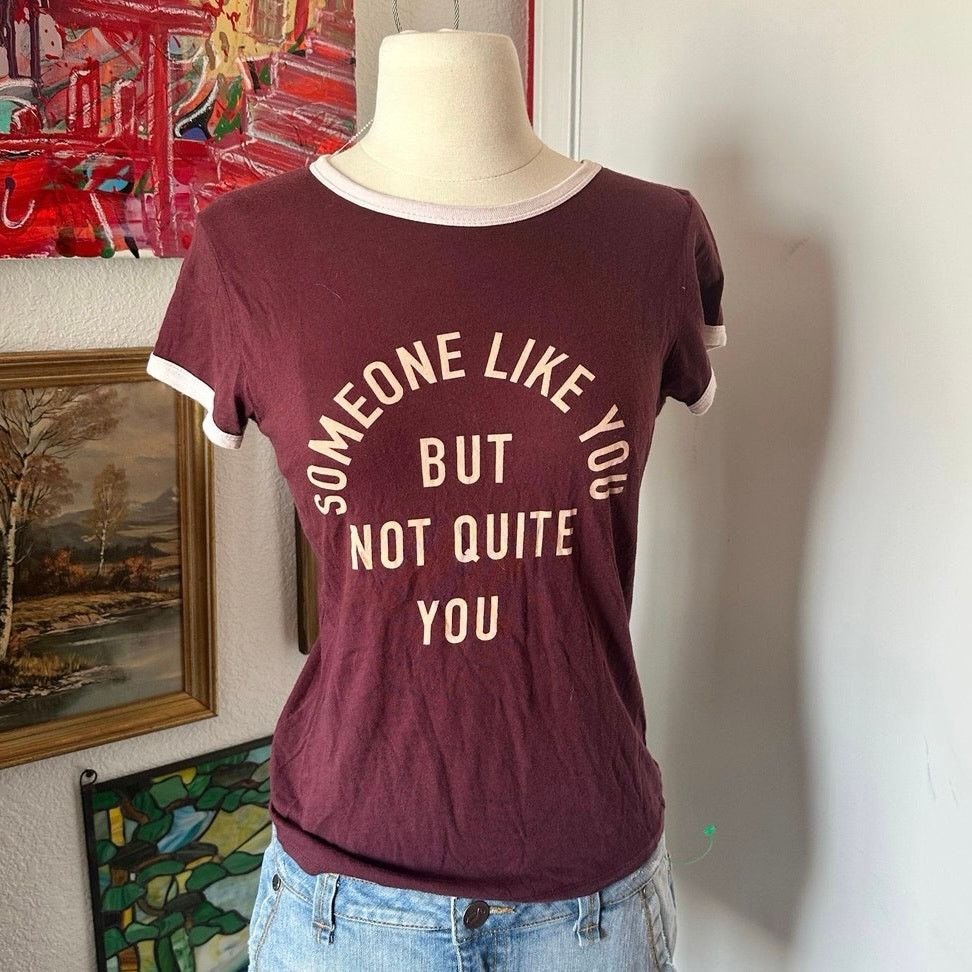 Forever 21 forever 21 burgundy graphic shirt Size S / US 4 / IT 40 - 1 Thumbnail