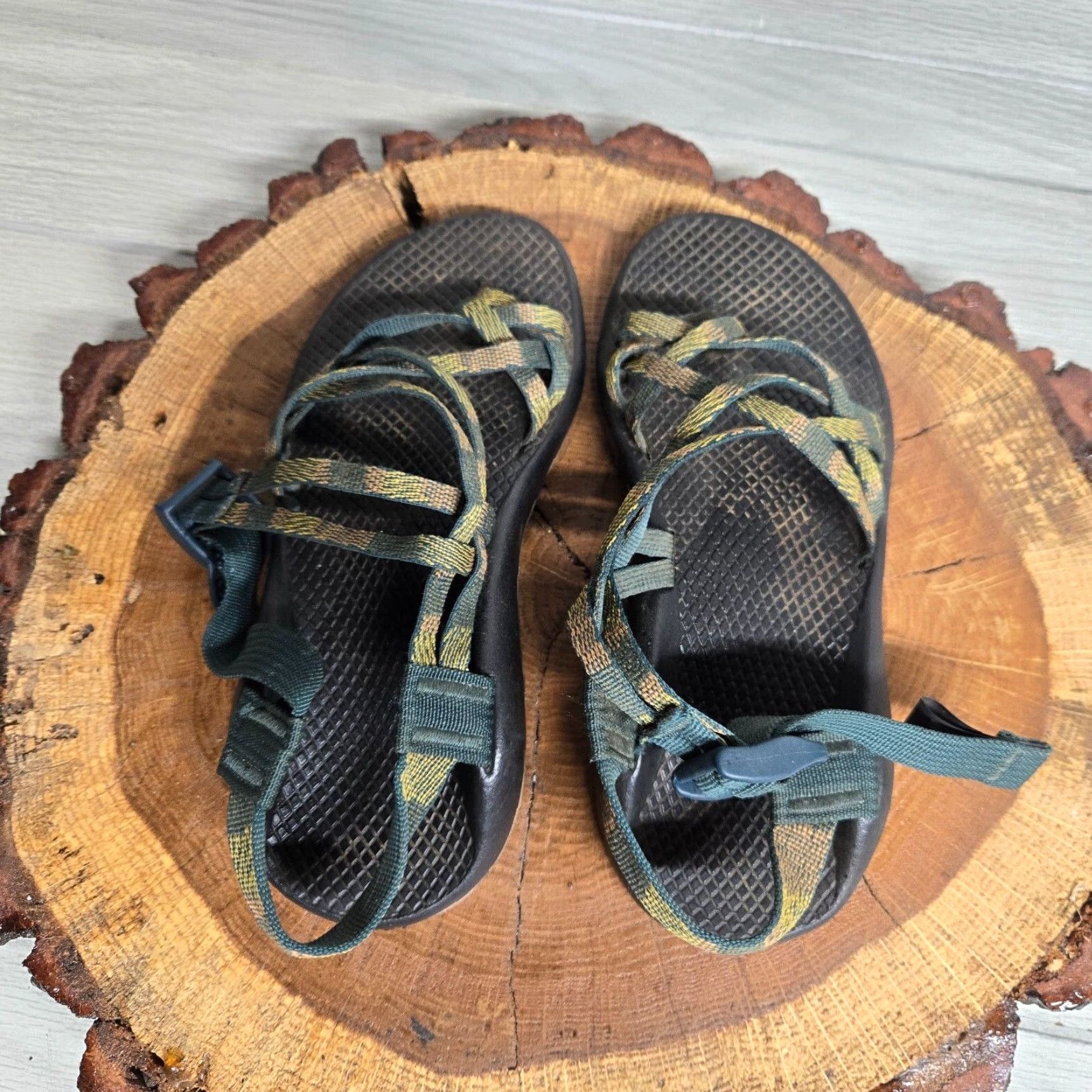Chaco Vintage Chaco Z/Cloud X2 Women's Strappy Sandals Activewear Casual Summer Green/Multi Size 6 Size US 6 / IT 36 - 5 Thumbnail