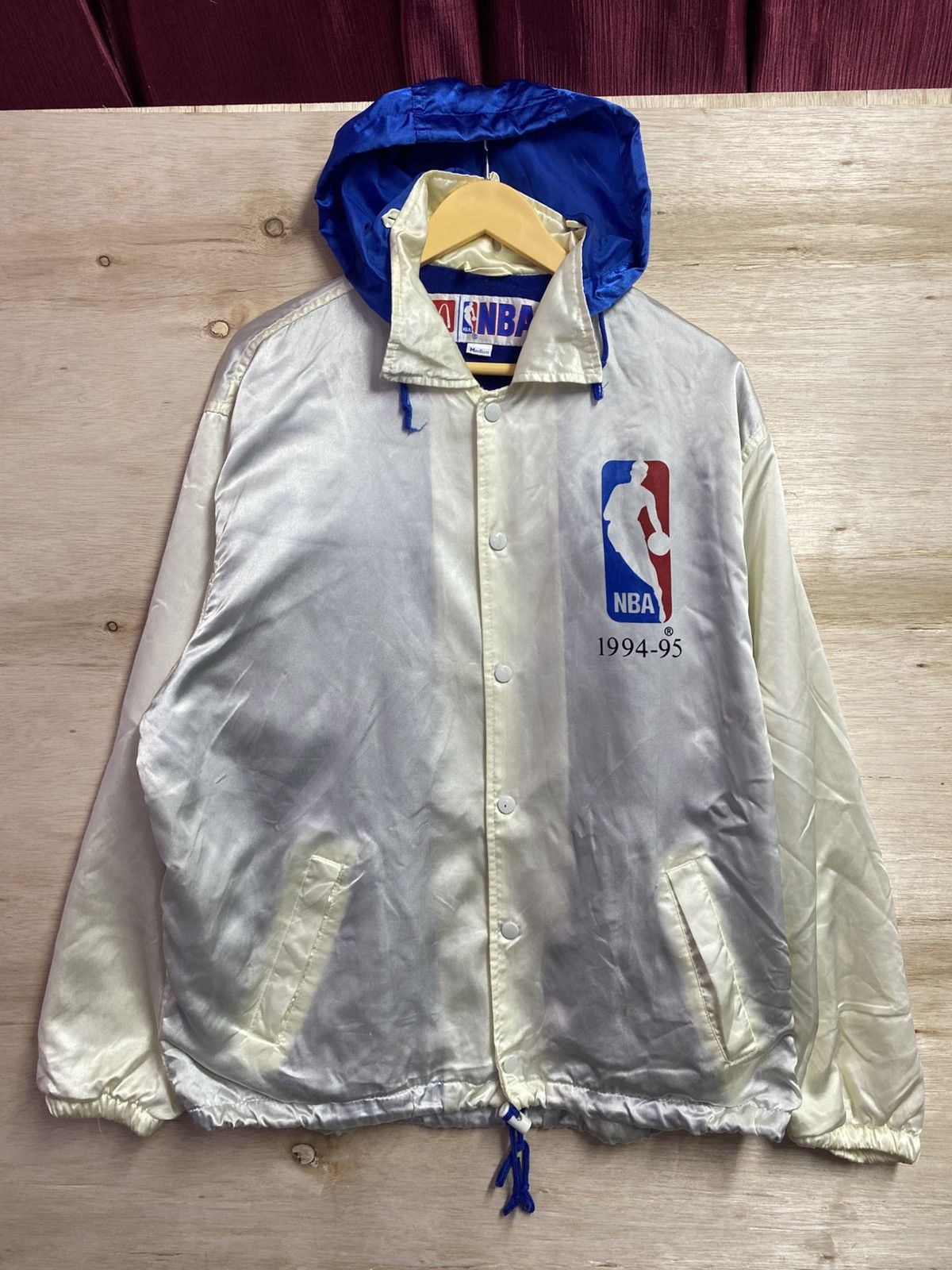 NBA vintage 1994-95 NBA satin bomber-style light jacket Size US XL / EU 56 / 4 - 1 Thumbnail