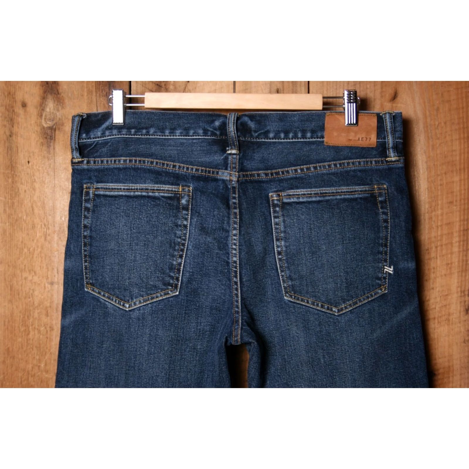 American Eagle Outfitters AE77 Athletic Skinny Stretch Selvedge Denim Blue Jeans 34x32 Regular Mens Athletic Fit Jeans Blue 34x32 - 31 Inseam Size US 33 - 5 Thumbnail