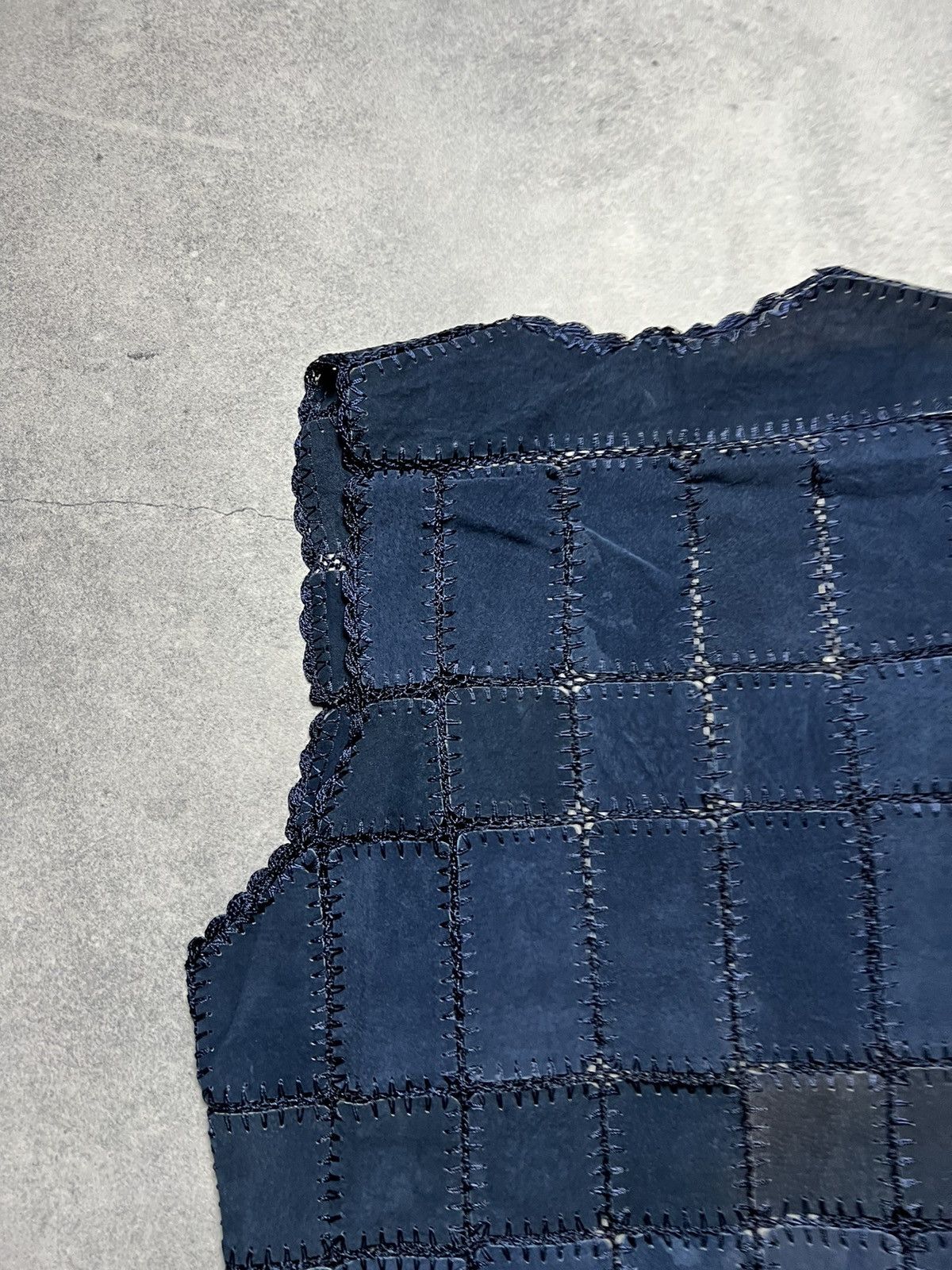Japanese Brand Vintage Patchwork Faded Suede Rick Owens Style Y2K Vest Size L / US 10 / IT 46 - 11 Thumbnail