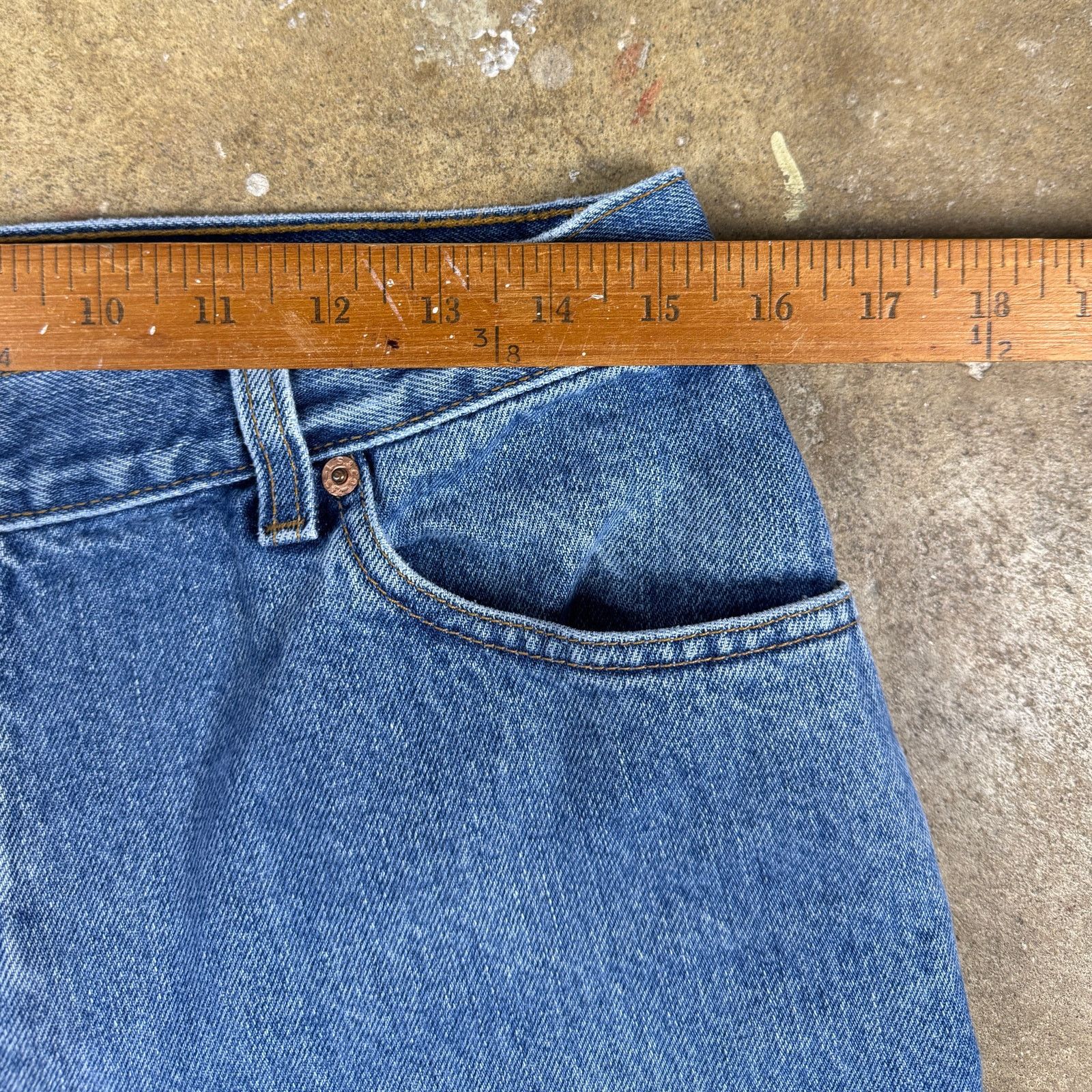 Levi's Vintage Clothing Vintage Levi’s 550 Relaxed Fit Tapered Women’s Size 14 Reg Size 36" / US 14 / IT 50 - 10 Thumbnail