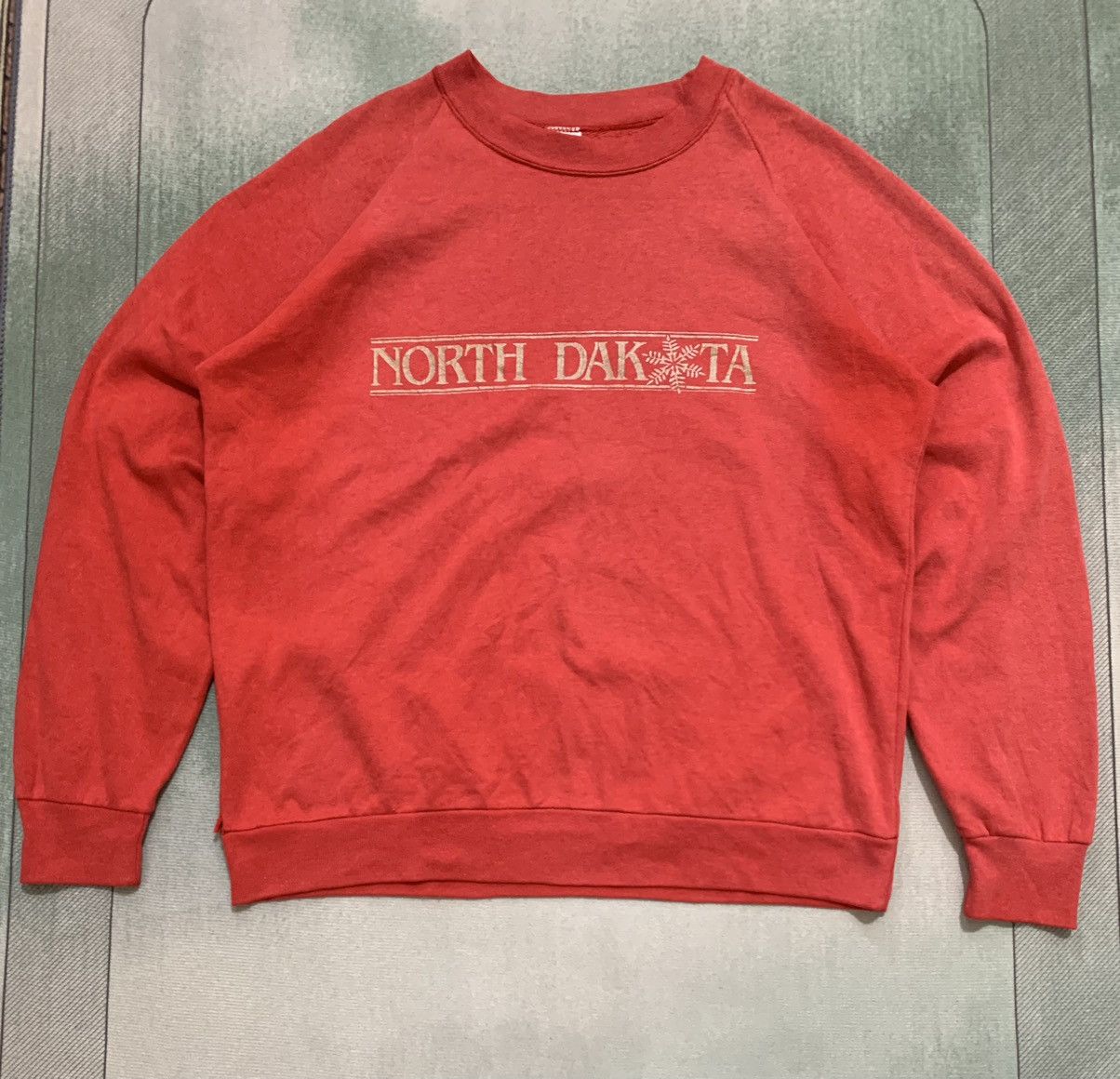 Vintage Vintage 80s North Dakota Sweatshirt Size US L / EU 52-54 / 3 - 1 Thumbnail