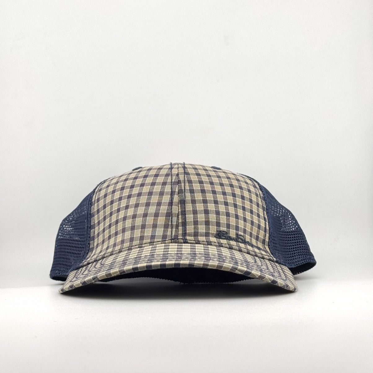 Ben Sherman Ben Sherman Gingham Plaid Navy Mesh Plaid Trucker Hat Size ONE SIZE - 1 Thumbnail