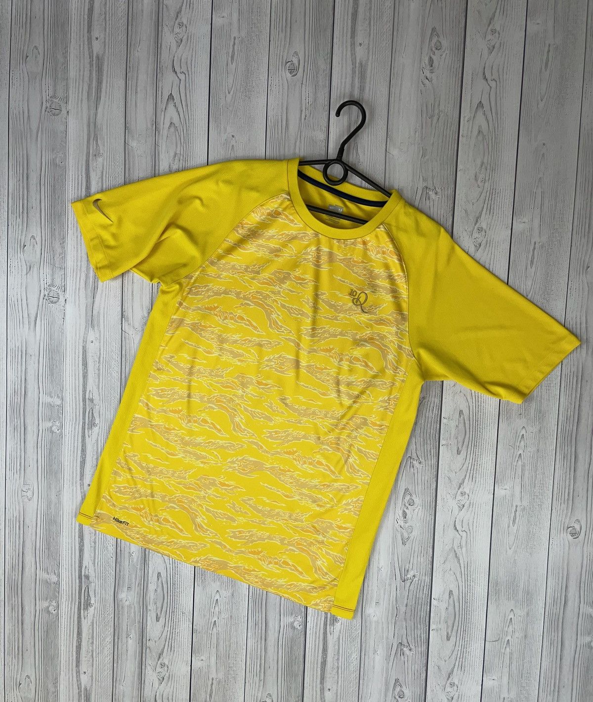Nike Vintage nike ronaldinho 10 jersey yellow size M logo rare Size US M / EU 48-50 / 2 - 1 Thumbnail