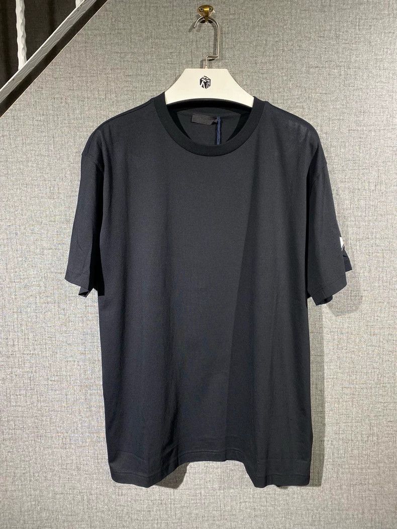Prada Prada Short sleeves 2504-Nextarrow Size US XL / EU 56 / 4 - 1 Thumbnail