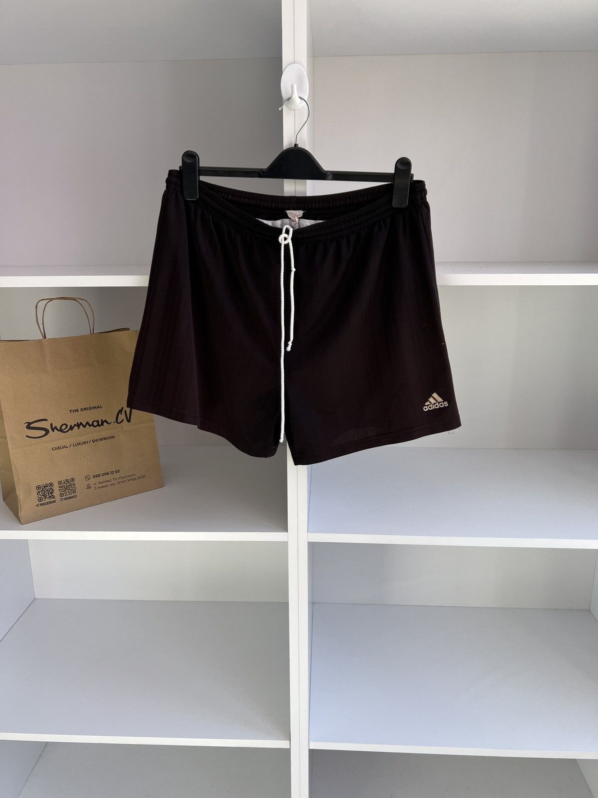 Adidas × Vintage Vintage Adidas streetwear 90s style shorts Size US 32 / EU 48 - 2 Thumbnail