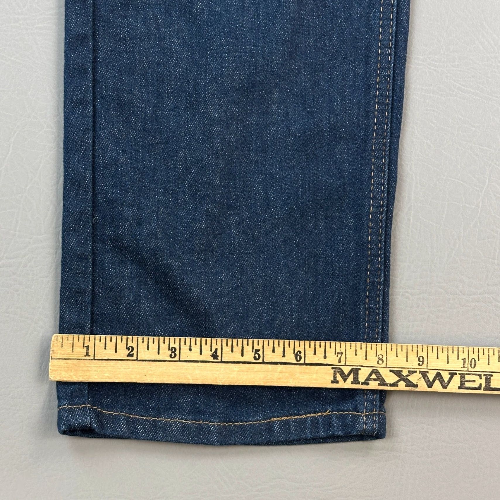 Levi's Levis 541 Jeans Mens 34x32 Dark Wash Denim Athletic Taper Stretch Casual Size US 34 / EU 50 - 4 Thumbnail