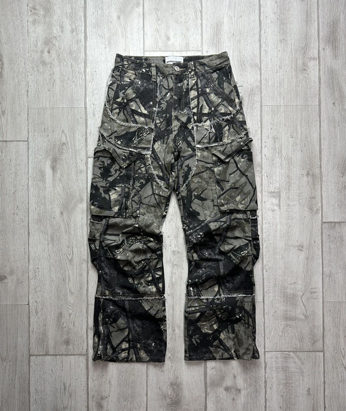 Japanese Brand Vintage Realtree Distressed Camo Pants Size US 28 / EU 44 - 1 Thumbnail