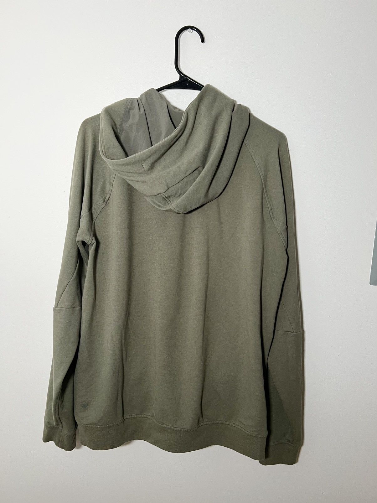 Lululemon (Lululemon) Sage Green Sweatshirt Size US M / EU 48-50 / 2 - 2 Thumbnail