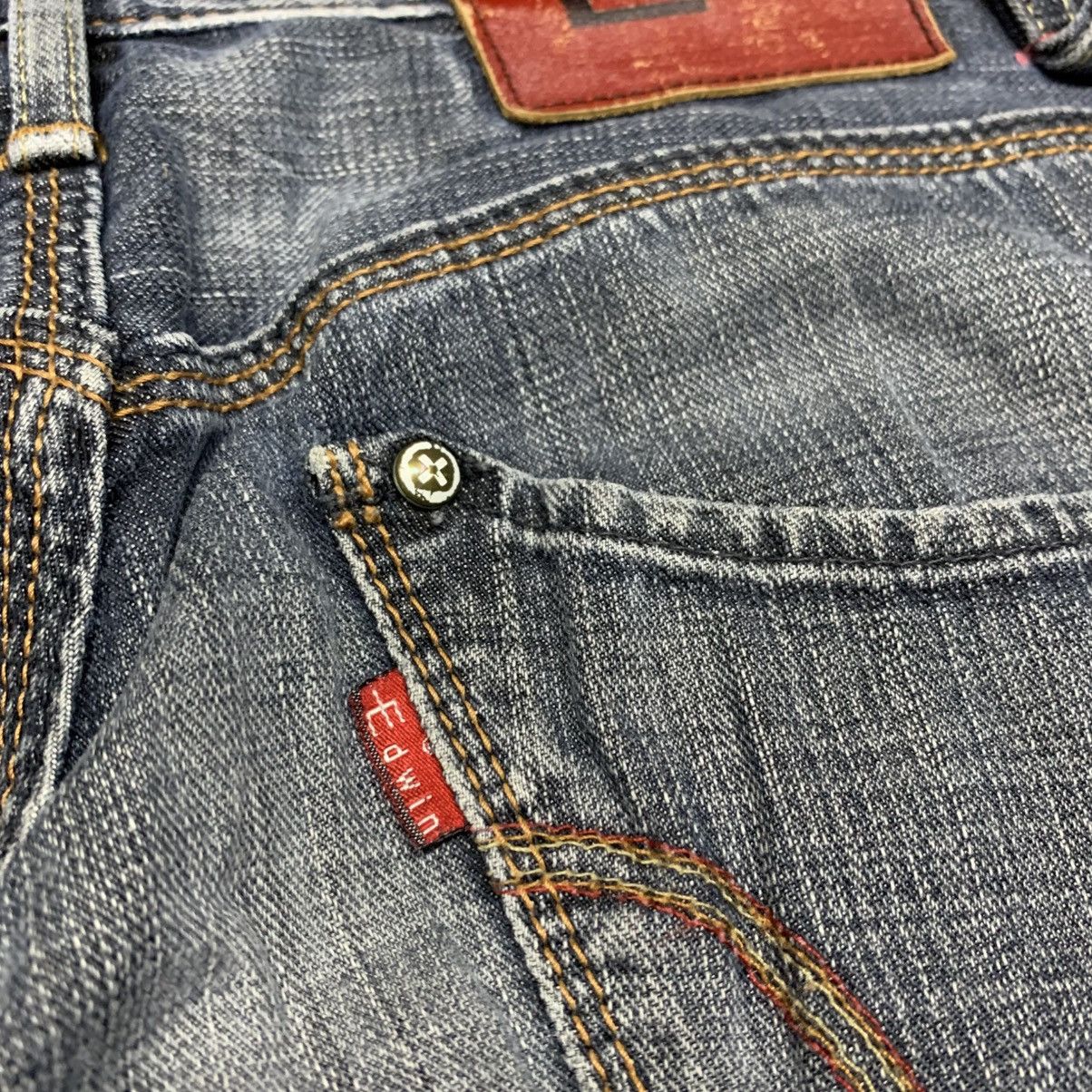 Edwin × Japanese Brand × Vintage Vintage Edwin Clawmark Fade Distressed Jean Size US 29 - 15 Thumbnail